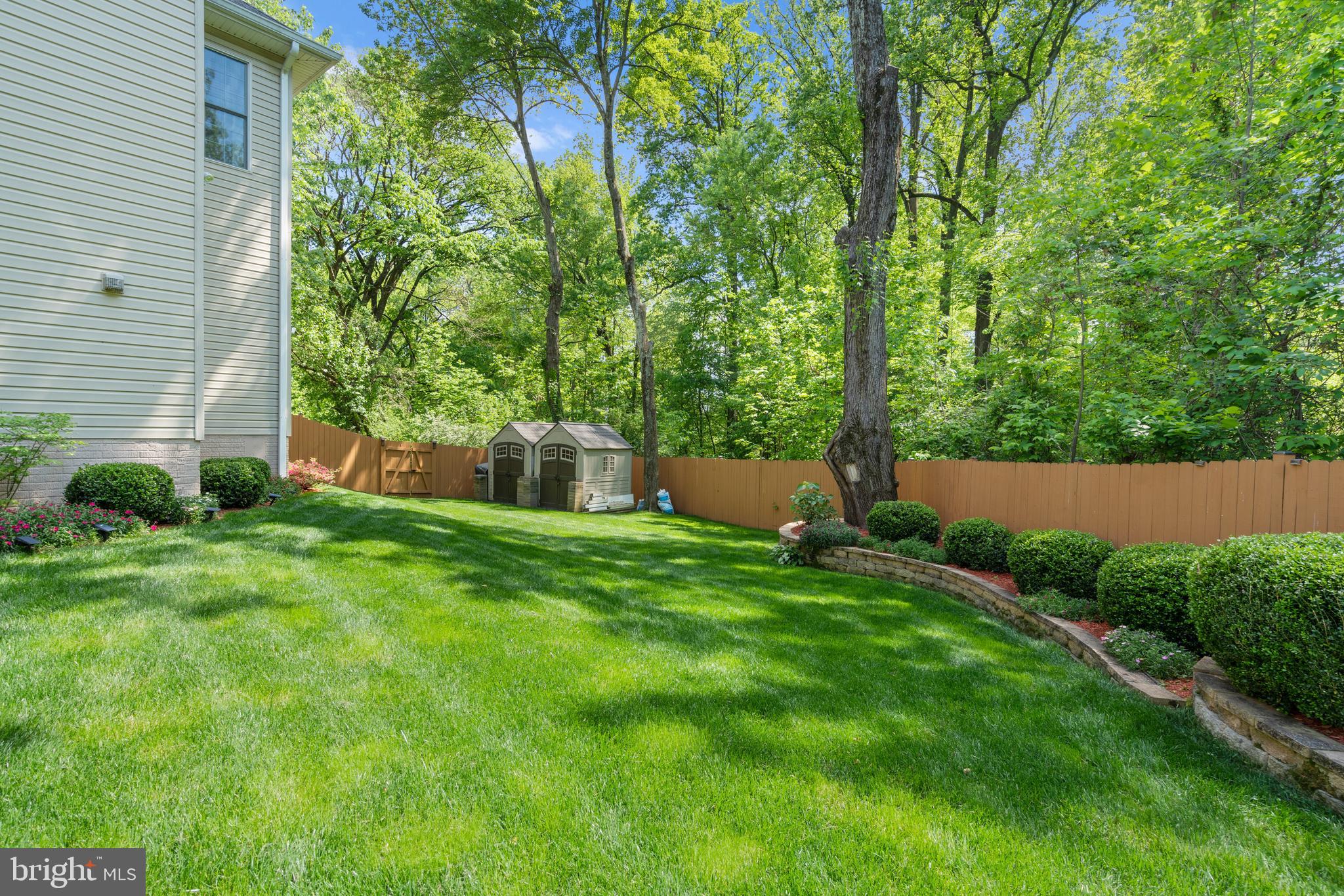 PIMMIT VIEW - Residential