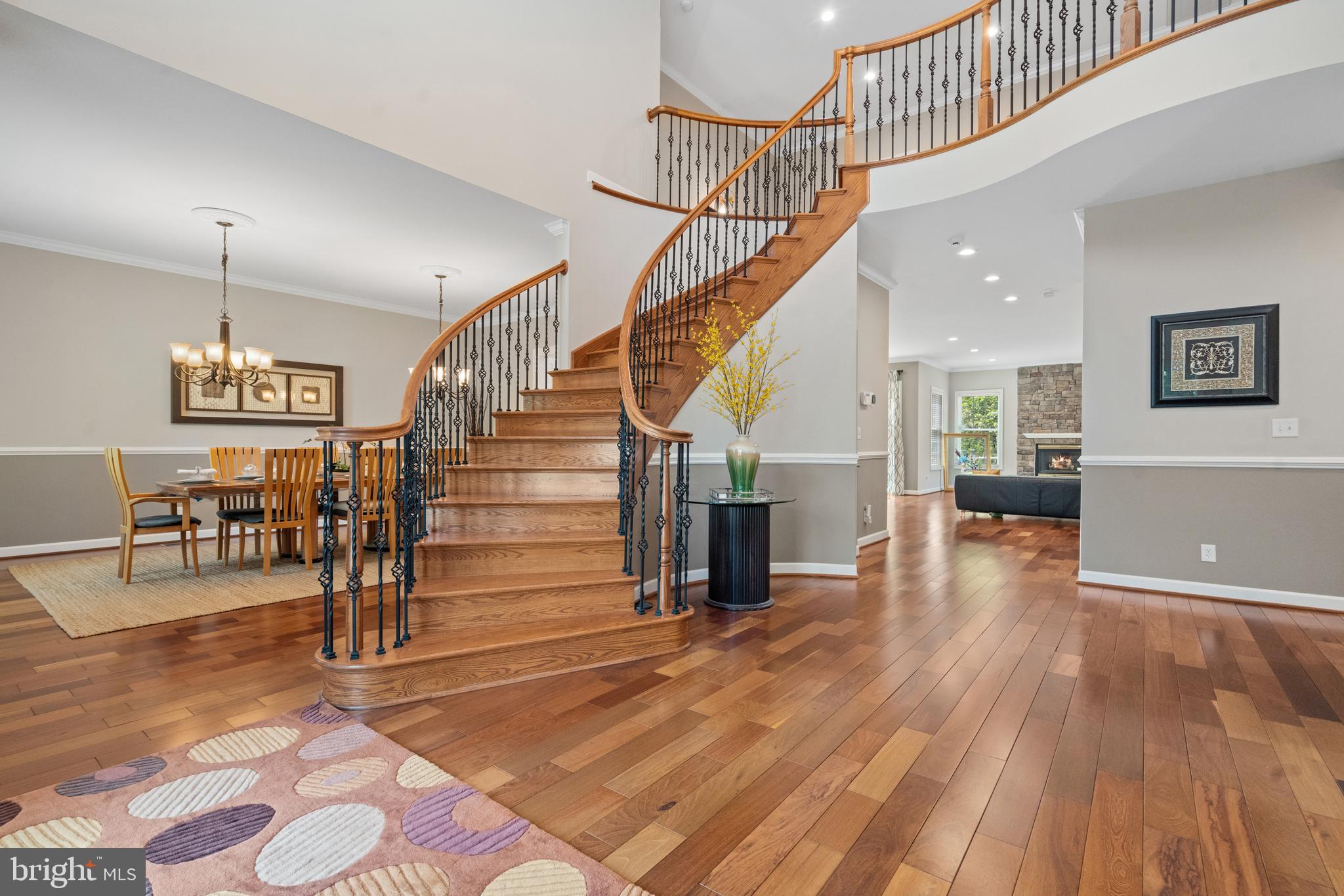 PIMMIT VIEW - Residential