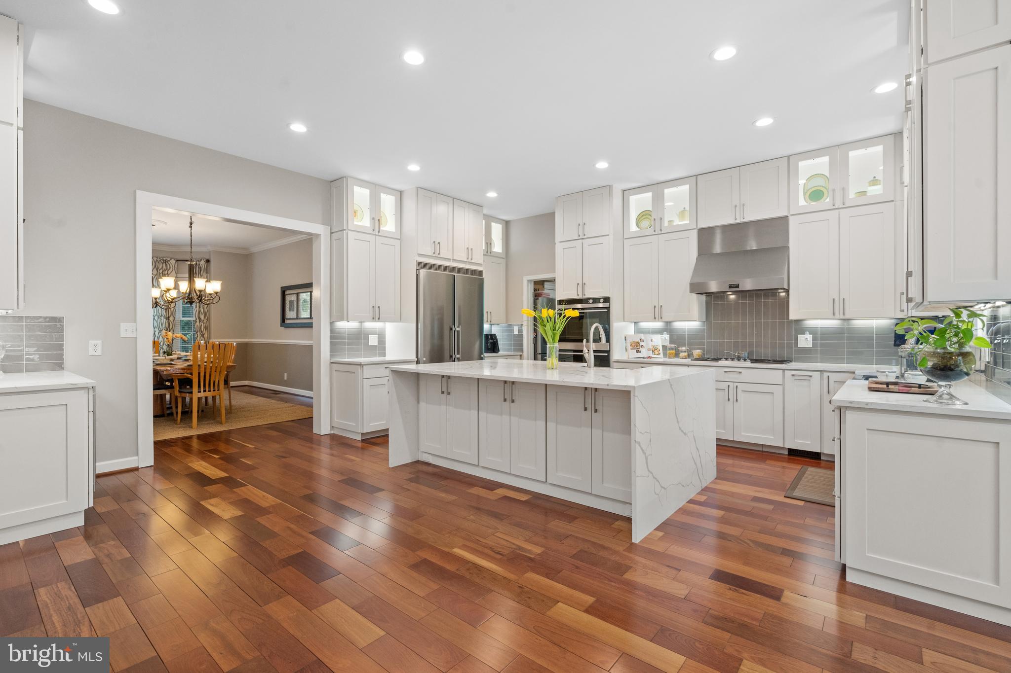 PIMMIT VIEW - Residential