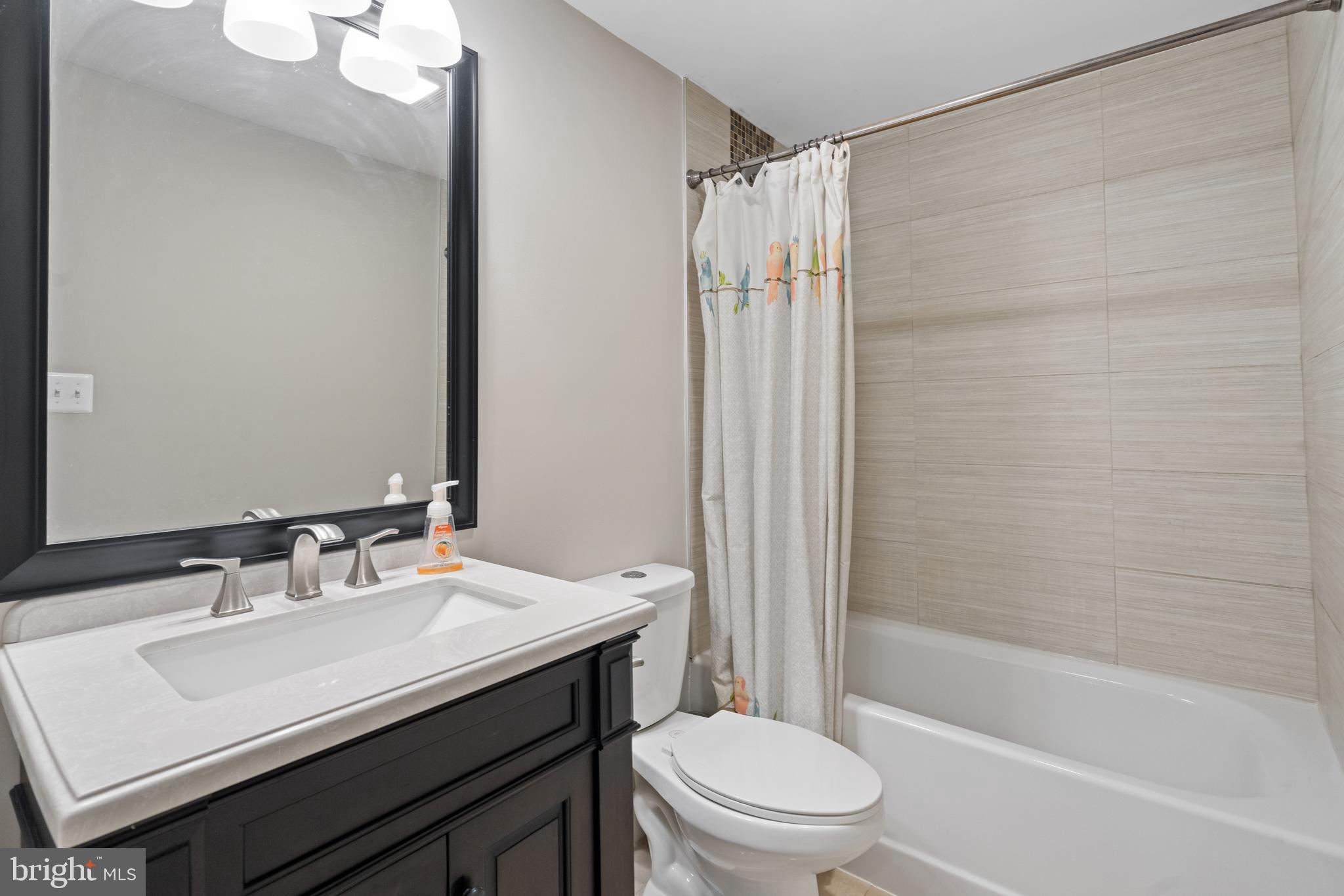 PIMMIT VIEW - Residential