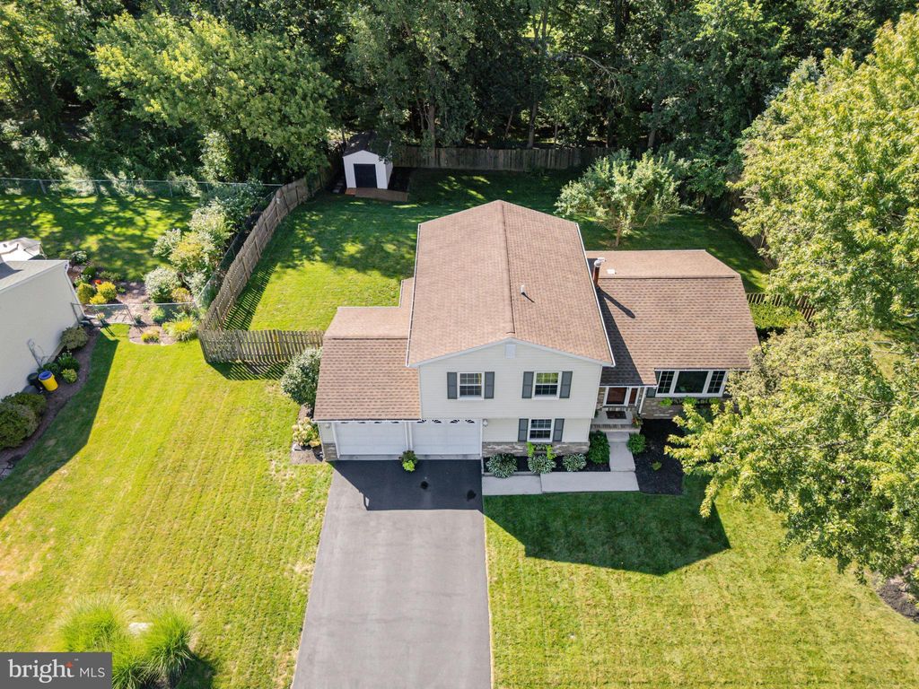 Photo of 226 Ewe Rd, MECHANICSBURG, PA 17055 (MLS # PACB2048966)