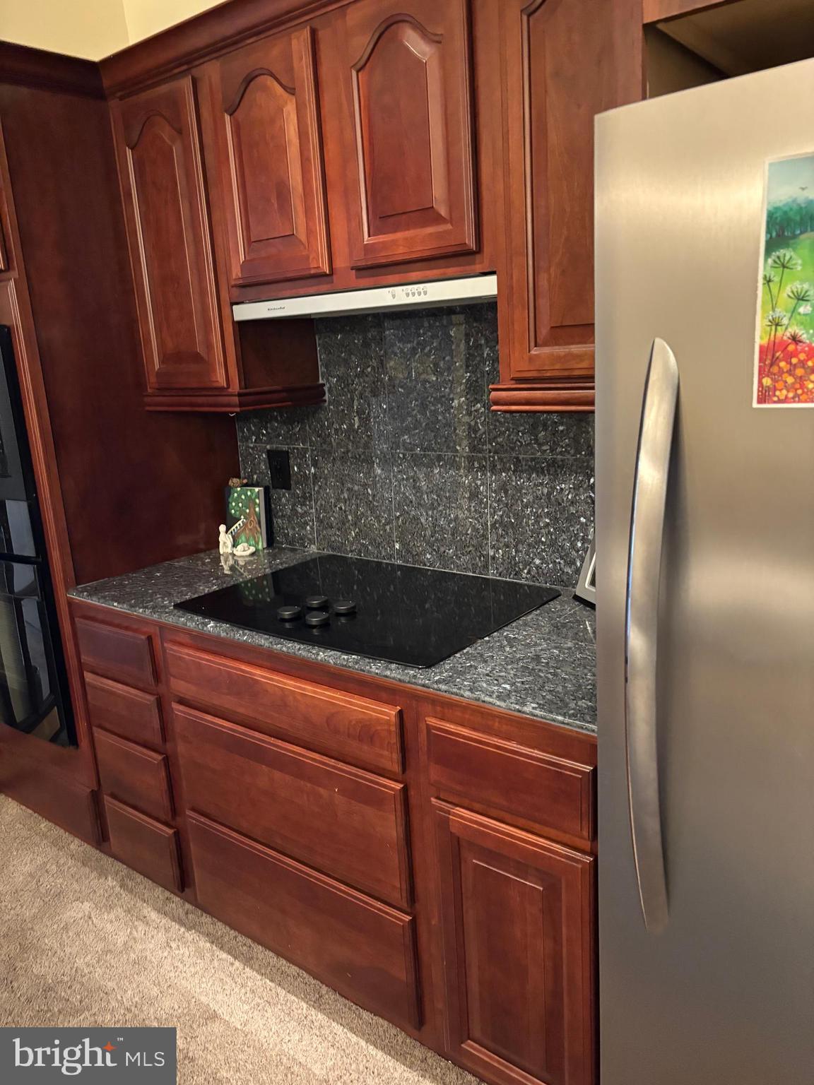 FOREST HILLS COMMONS - Residential Lease