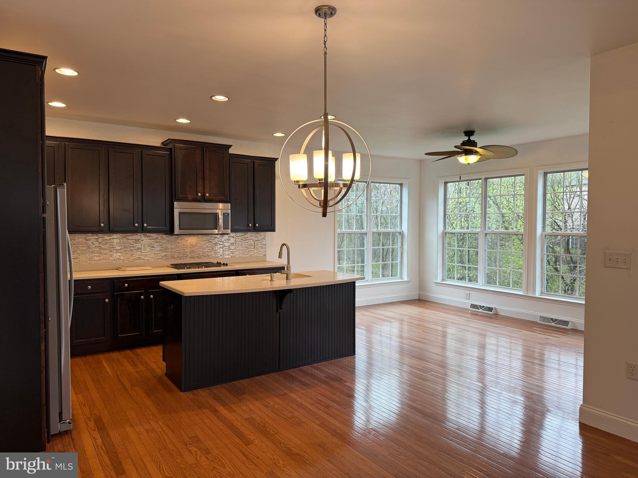 WINDSOR - Residential