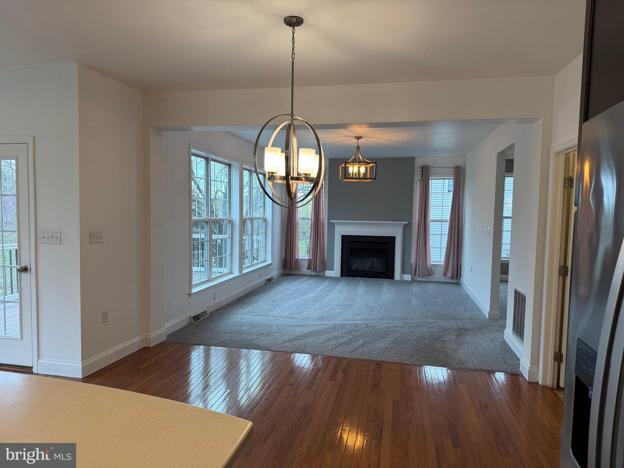 WINDSOR - Residential