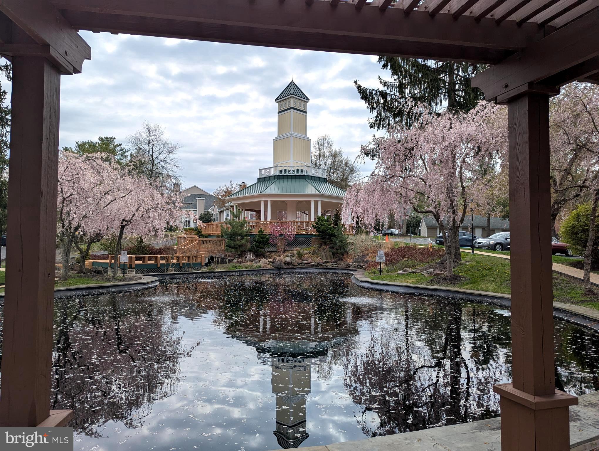 ENGLISH COUNTRY MANOR - Residential