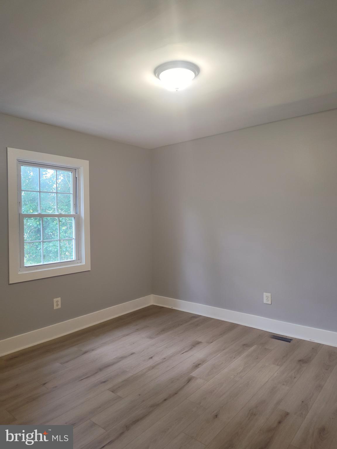 EAST COLUMBIA - Residential Lease