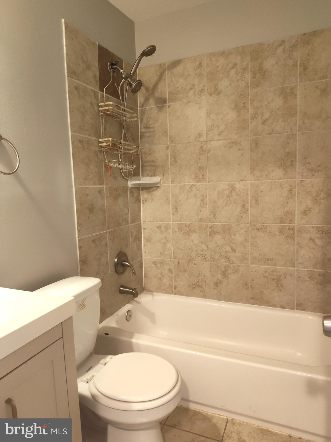 EAST COLUMBIA - Residential Lease