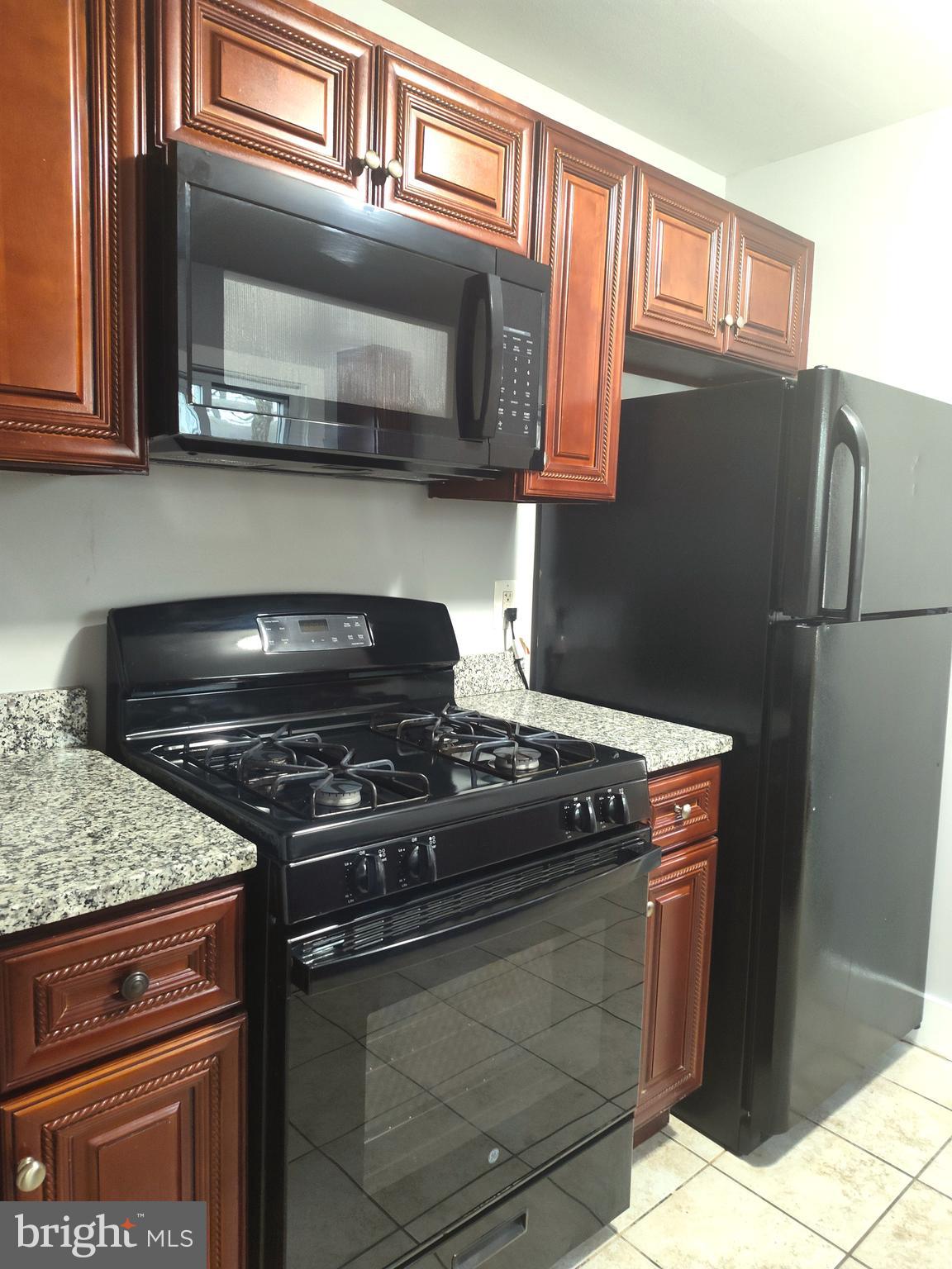 EAST COLUMBIA - Residential Lease