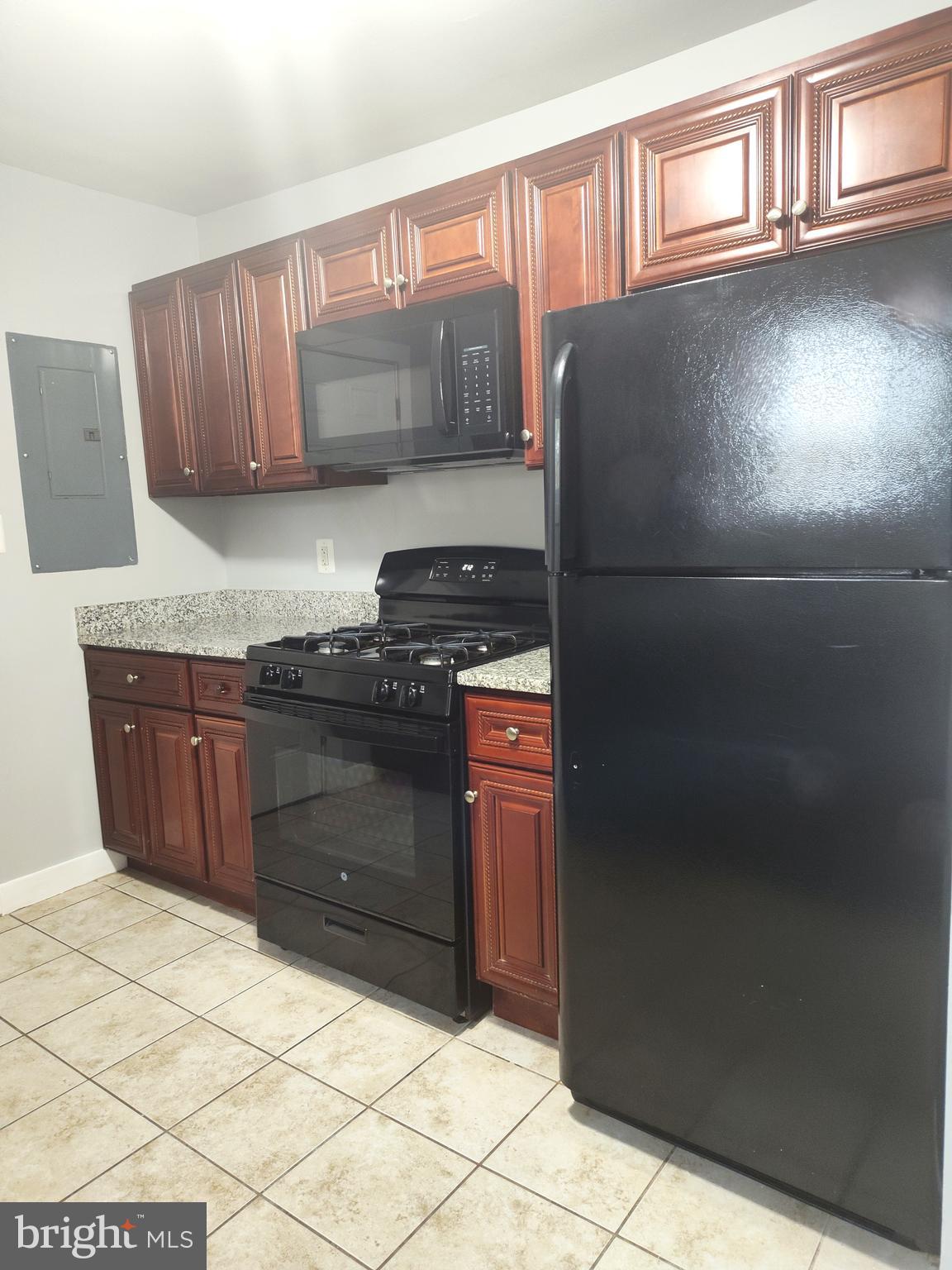 EAST COLUMBIA - Residential Lease