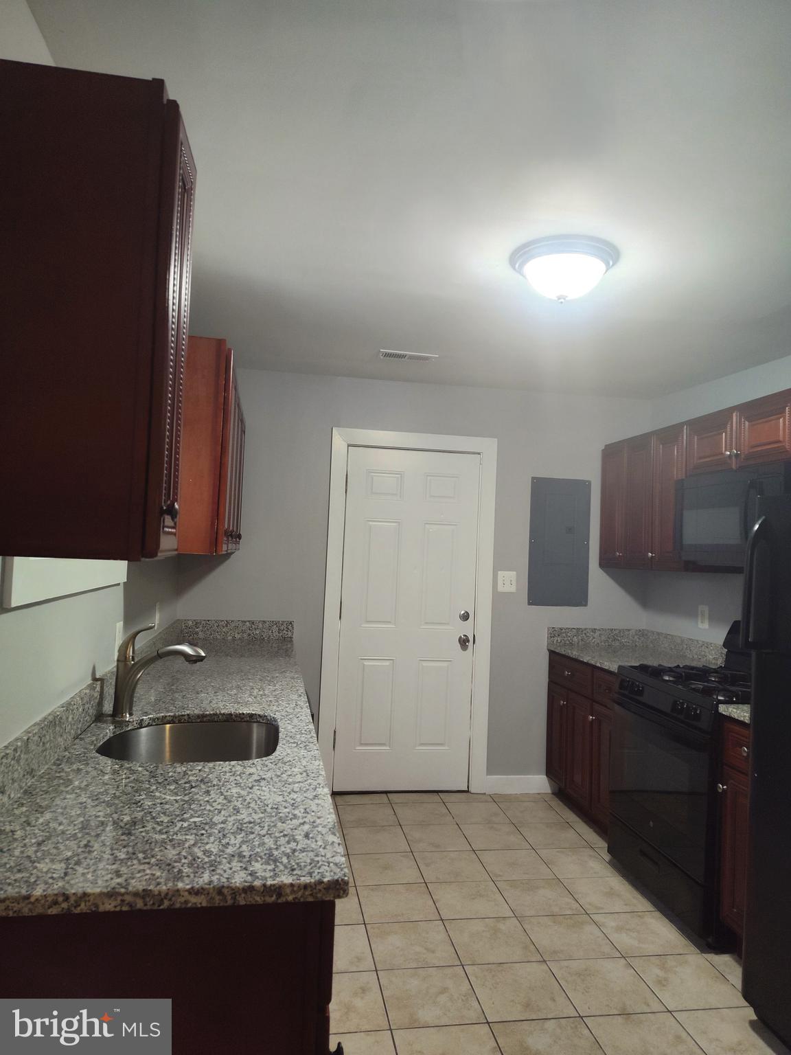 EAST COLUMBIA - Residential Lease