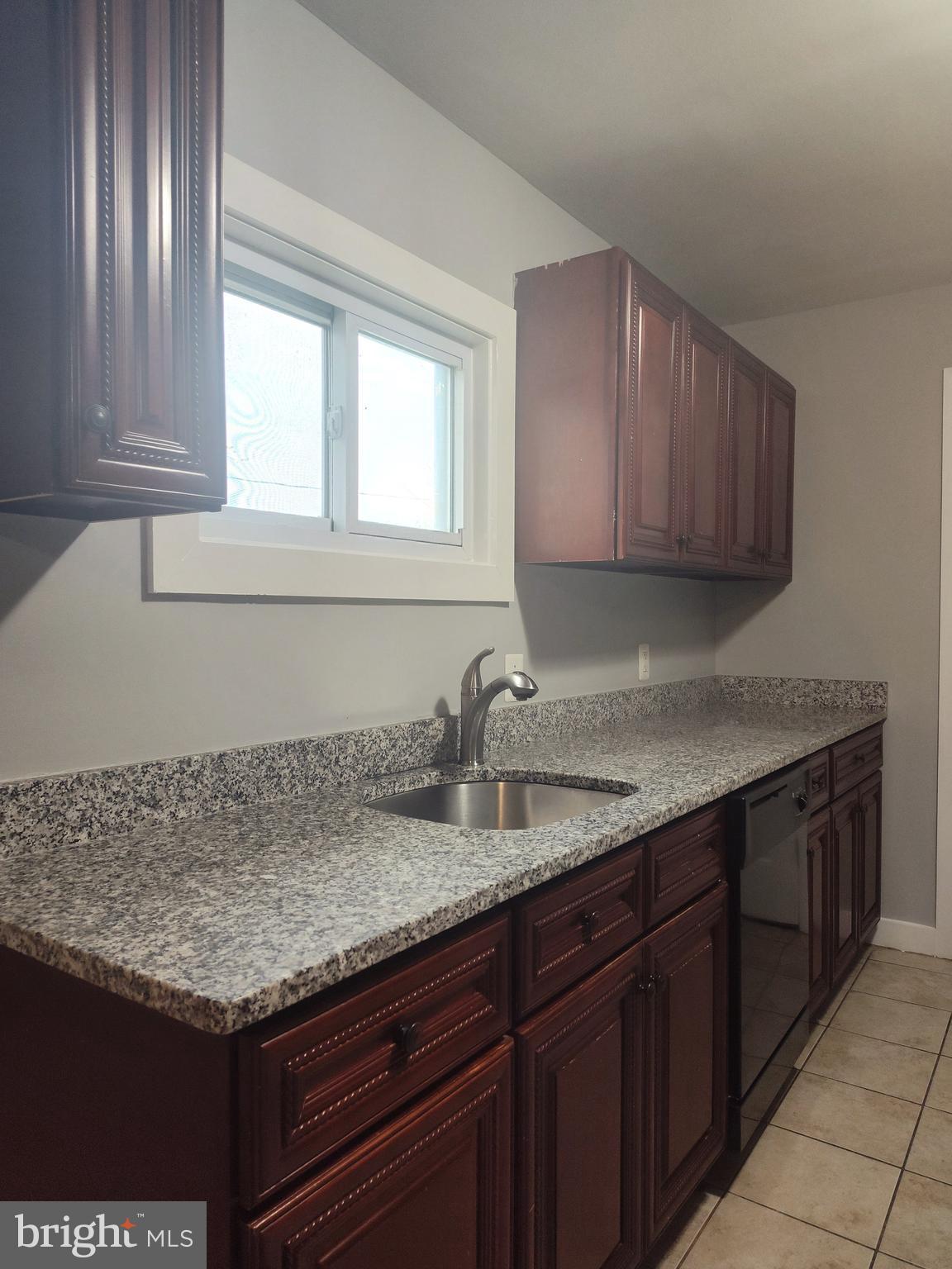 EAST COLUMBIA - Residential Lease