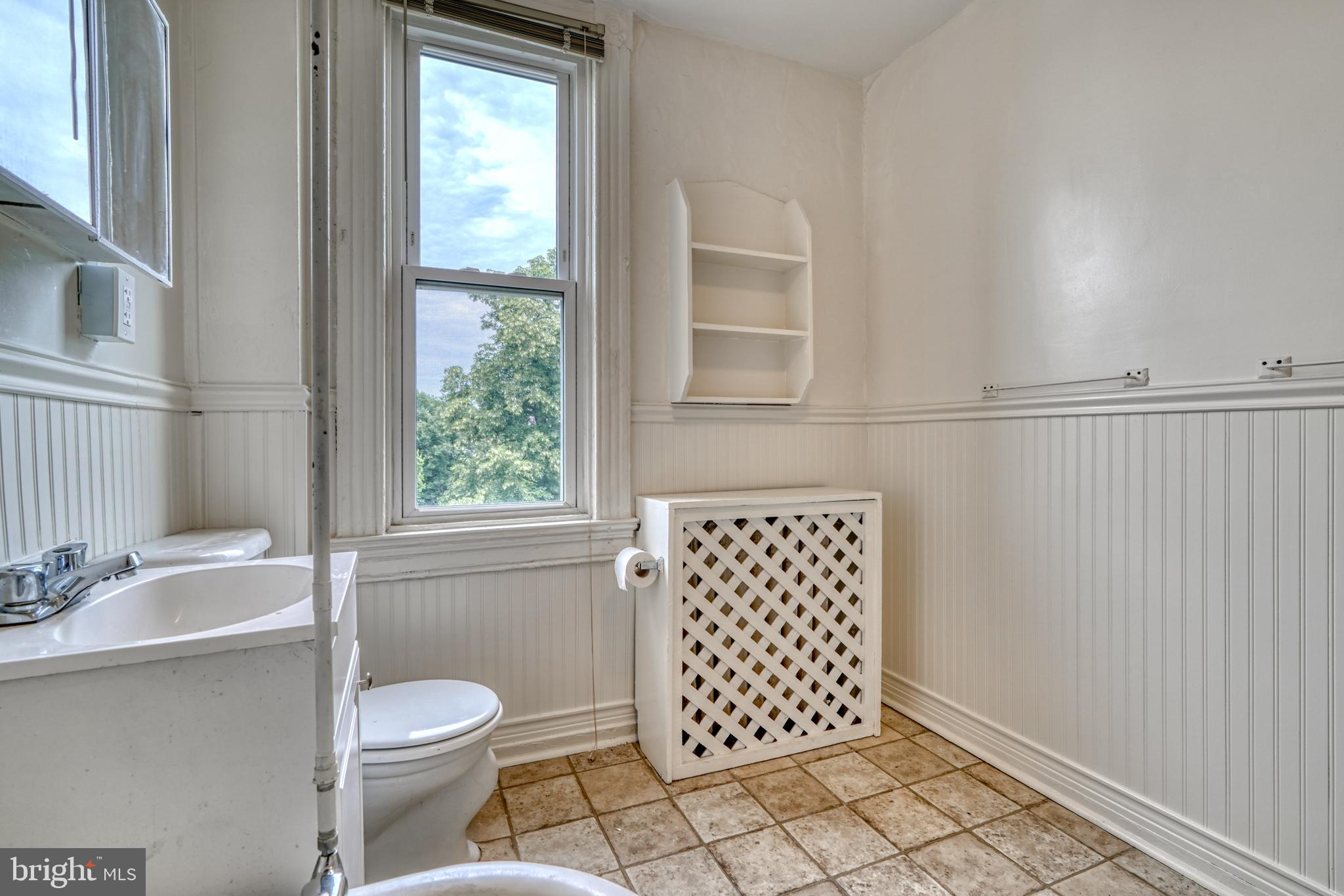 BOLTON HILL HISTORIC DISTRICT - Residential Lease