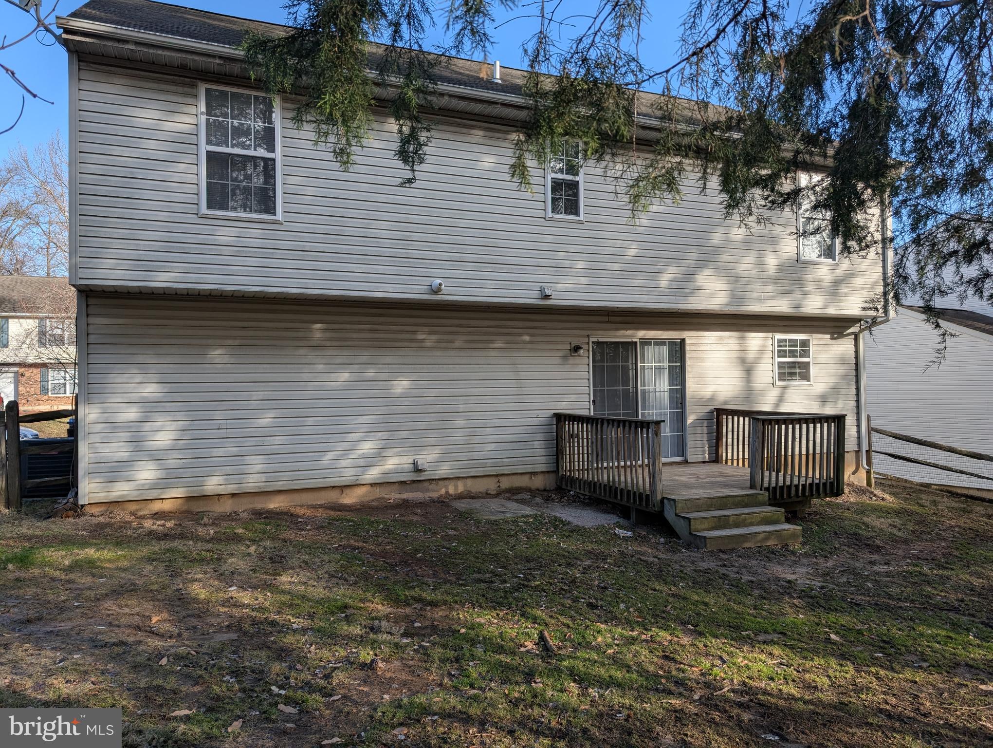 WALNUT HILL - Residential