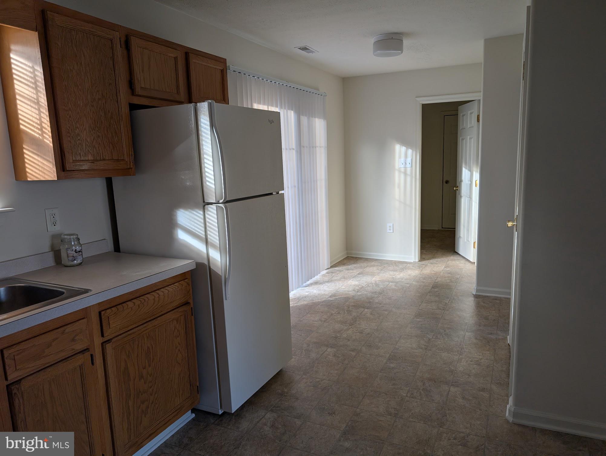 WALNUT HILL - Residential