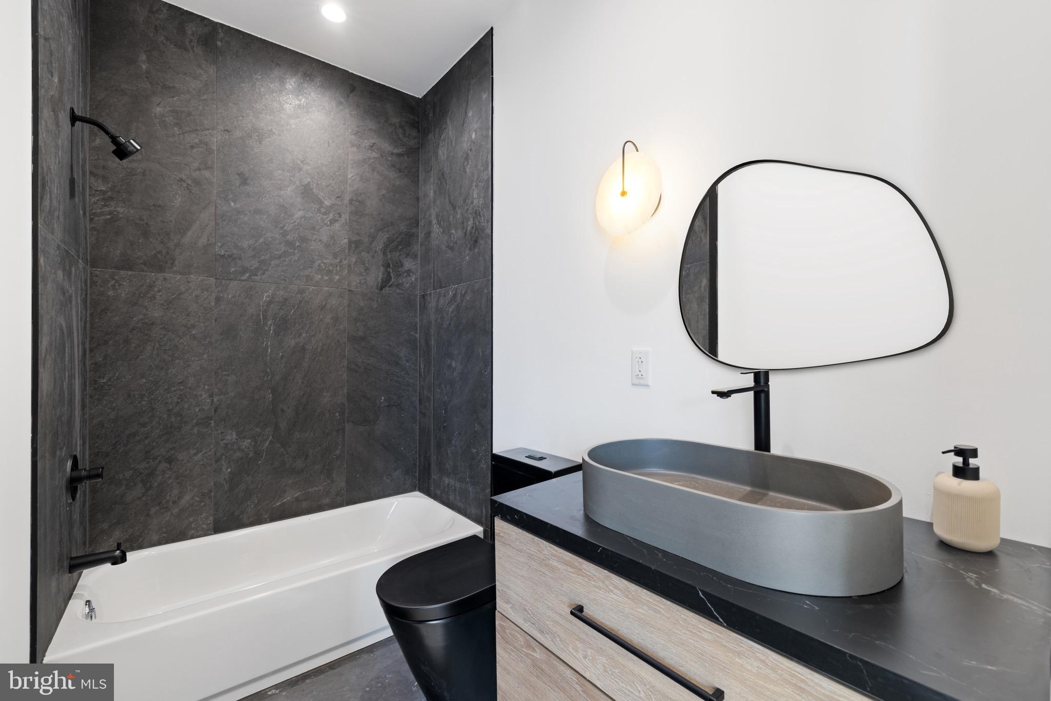 GRAYS FERRY - Residential