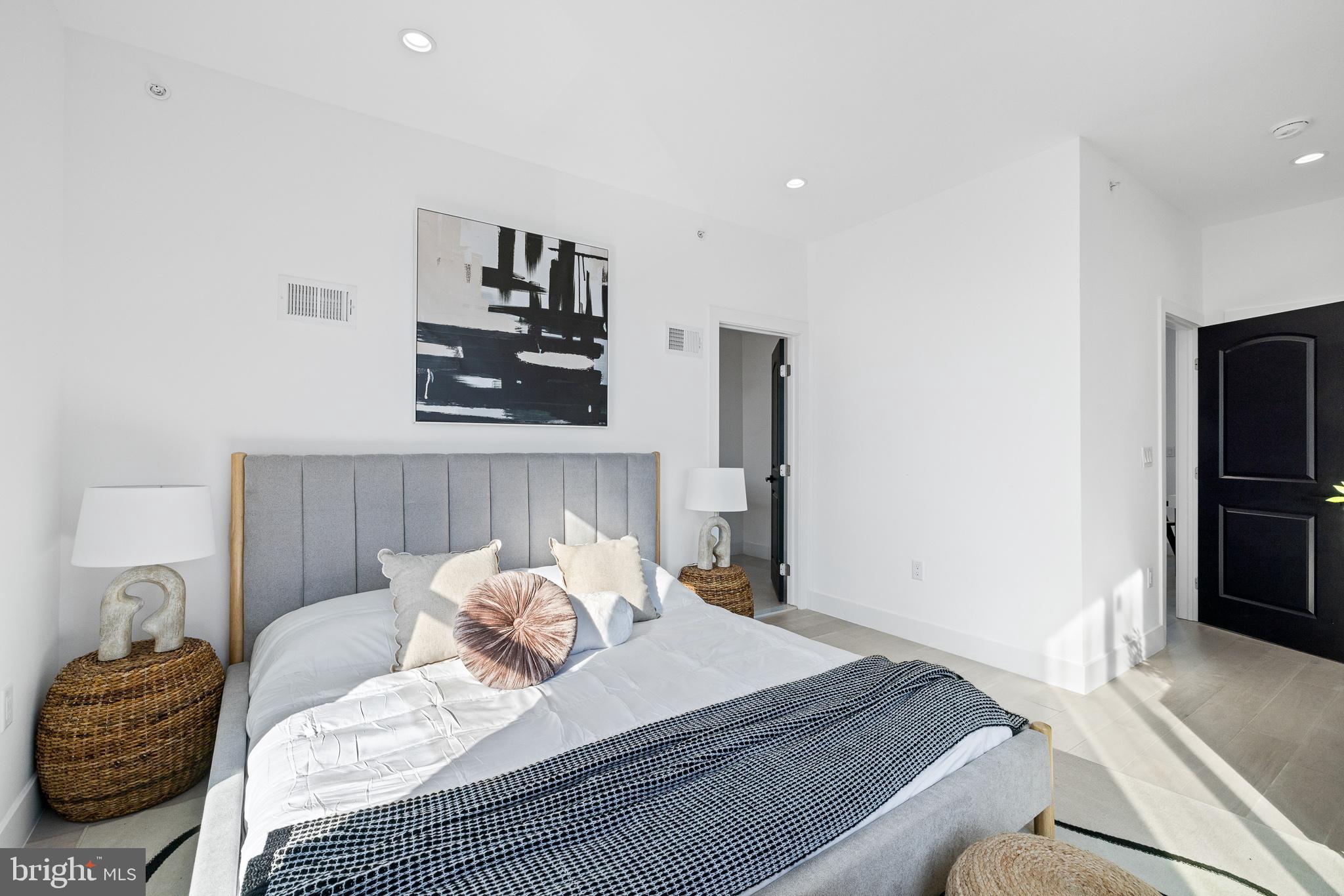 GRAYS FERRY - Residential