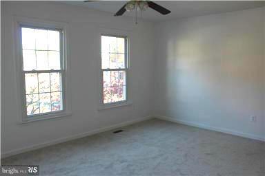 TOWNS OF FOREST HILLS - Residential Lease