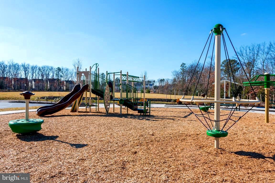 TANYARD SPRINGS - Residential Lease