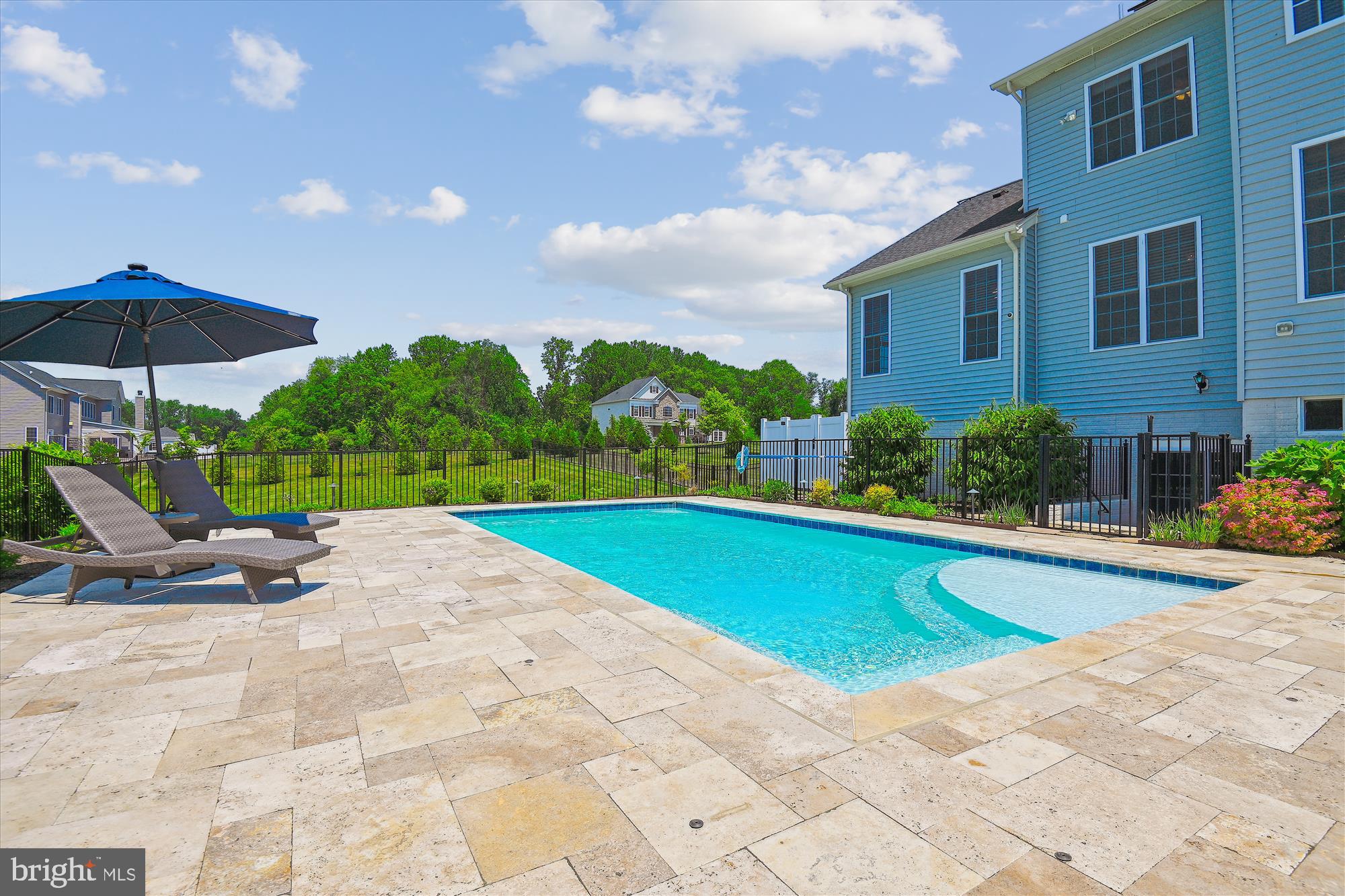 WEATHERSTONE - Residential