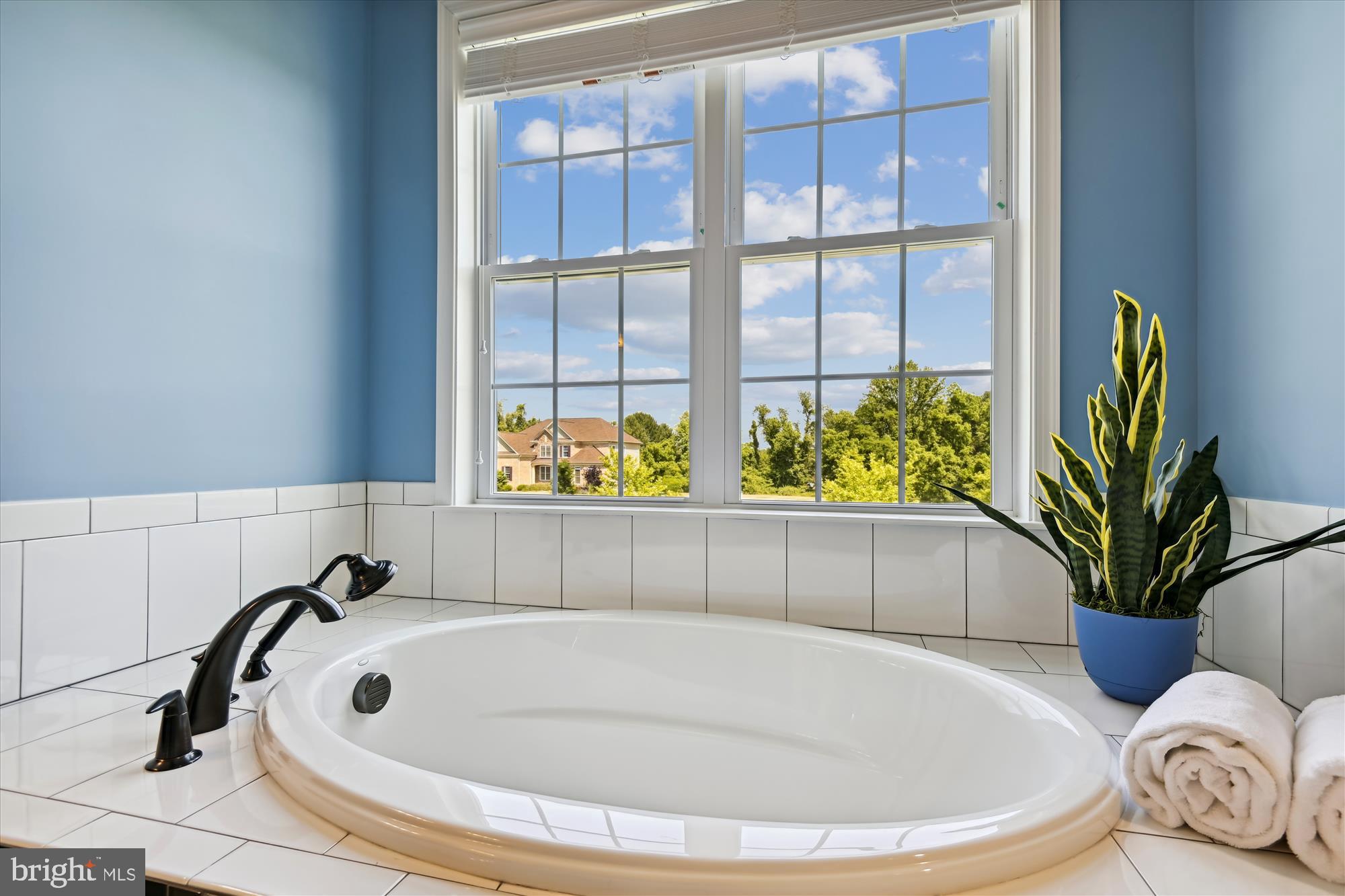 WEATHERSTONE - Residential