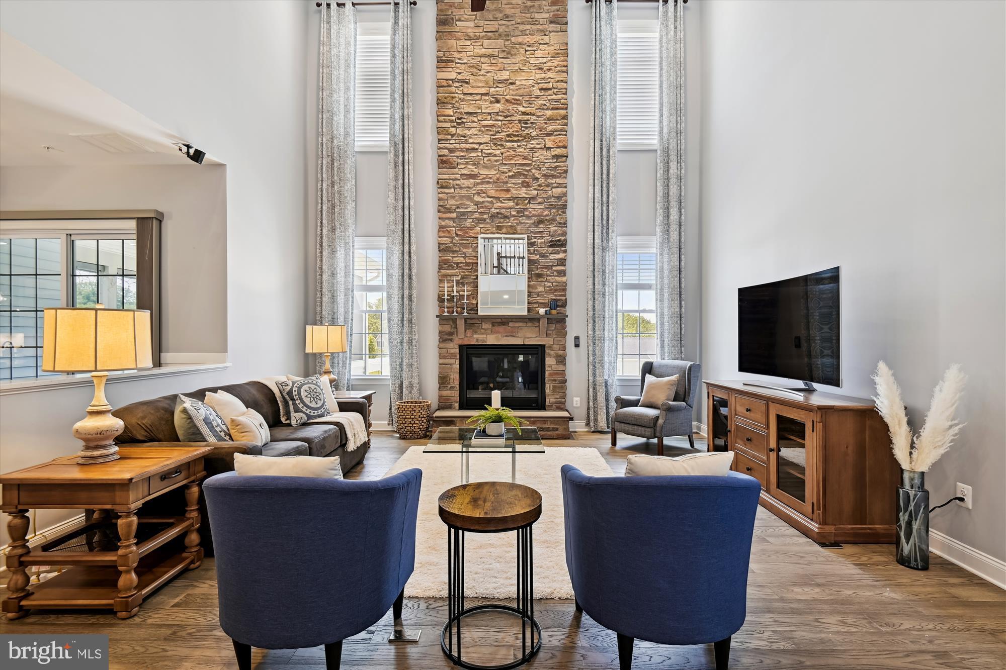 WEATHERSTONE - Residential