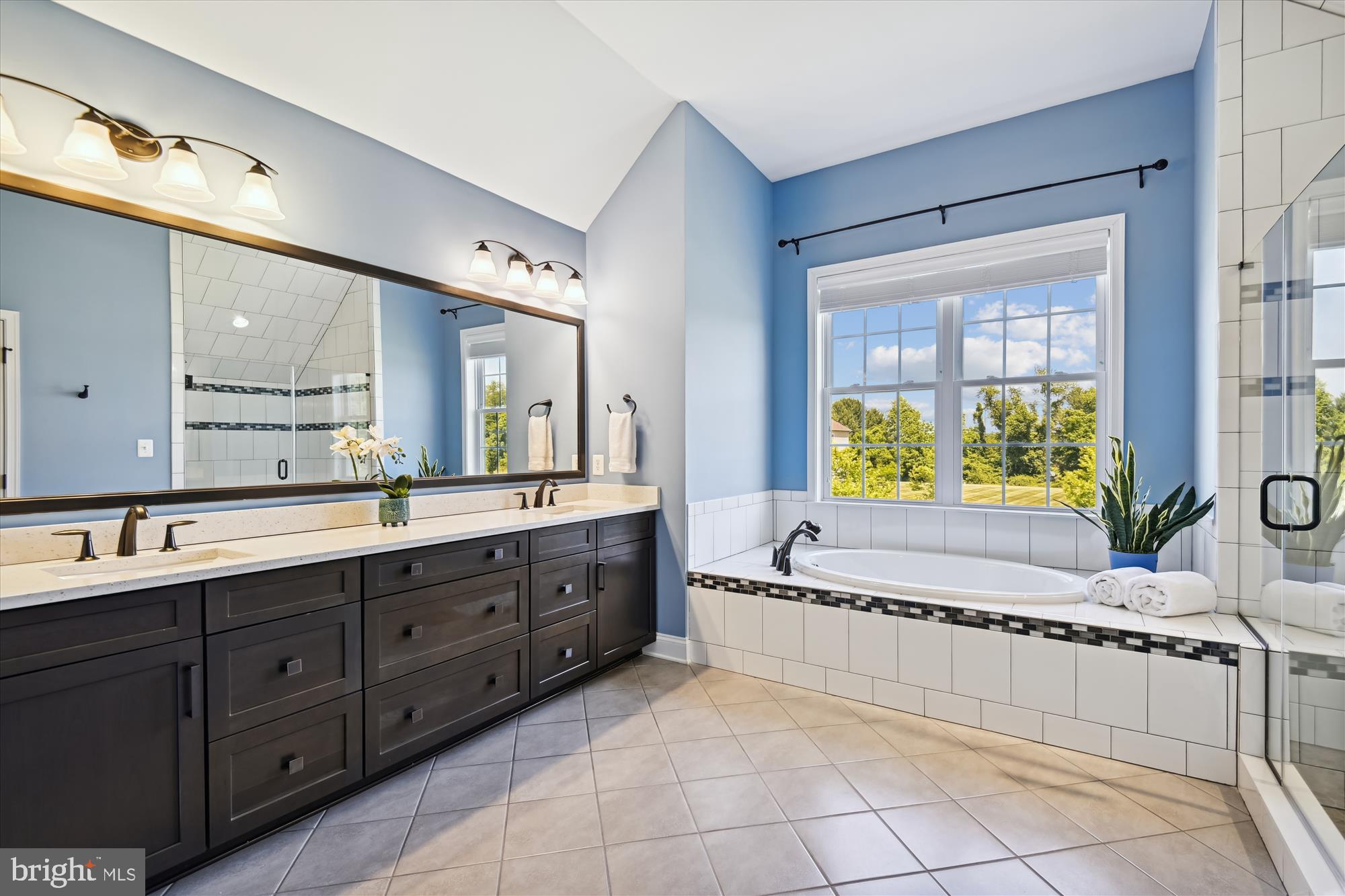 WEATHERSTONE - Residential