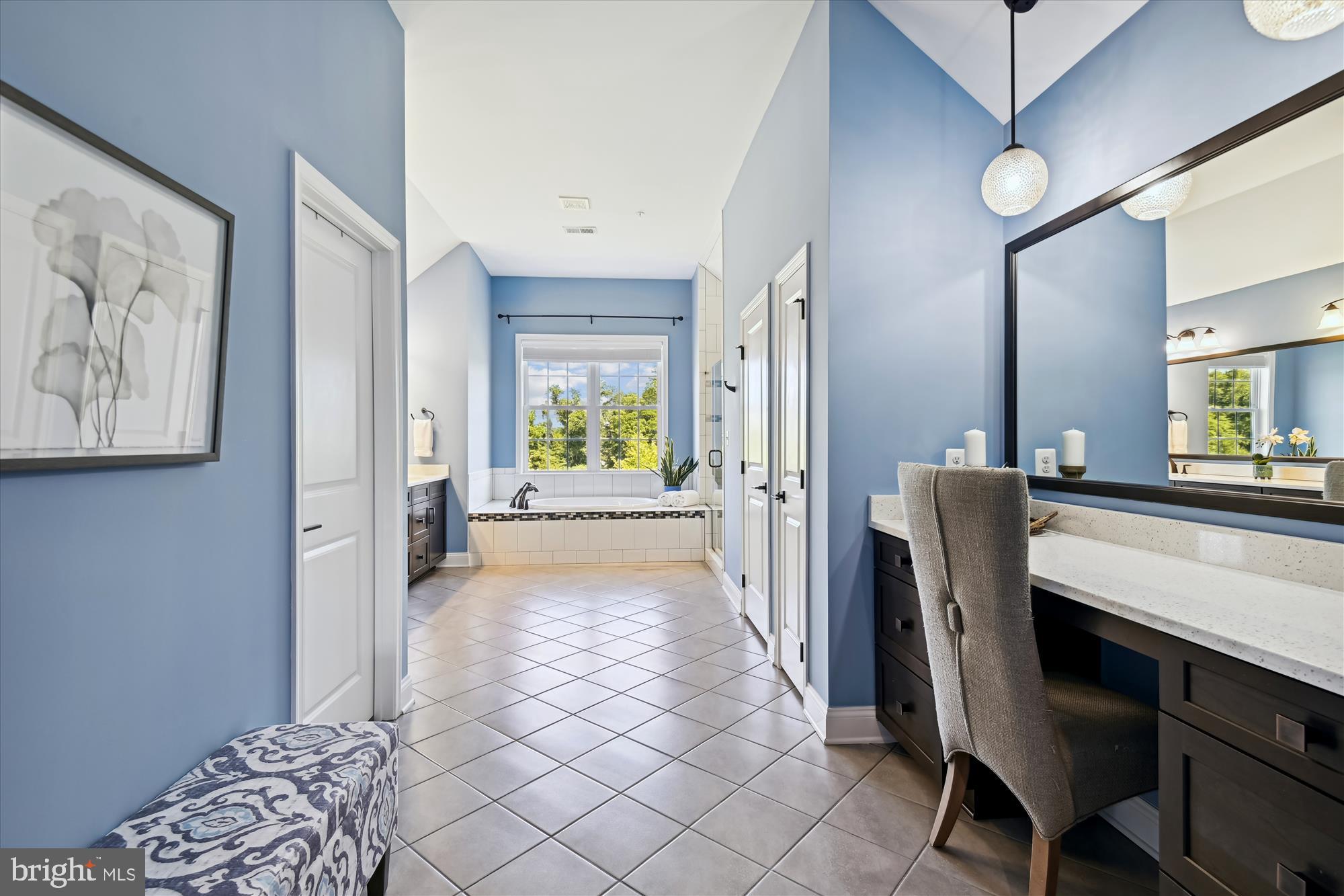 WEATHERSTONE - Residential