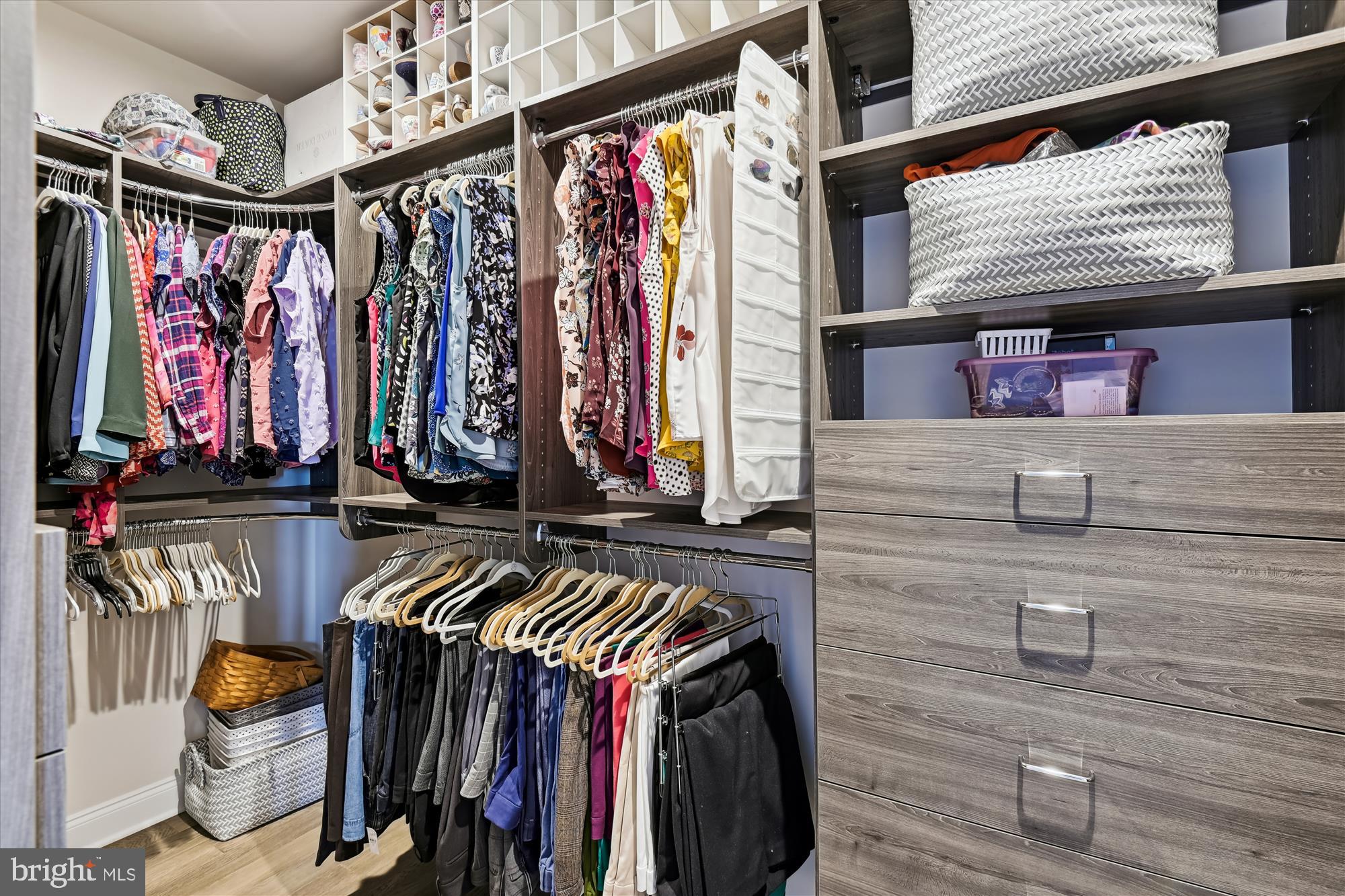 WEATHERSTONE - Residential