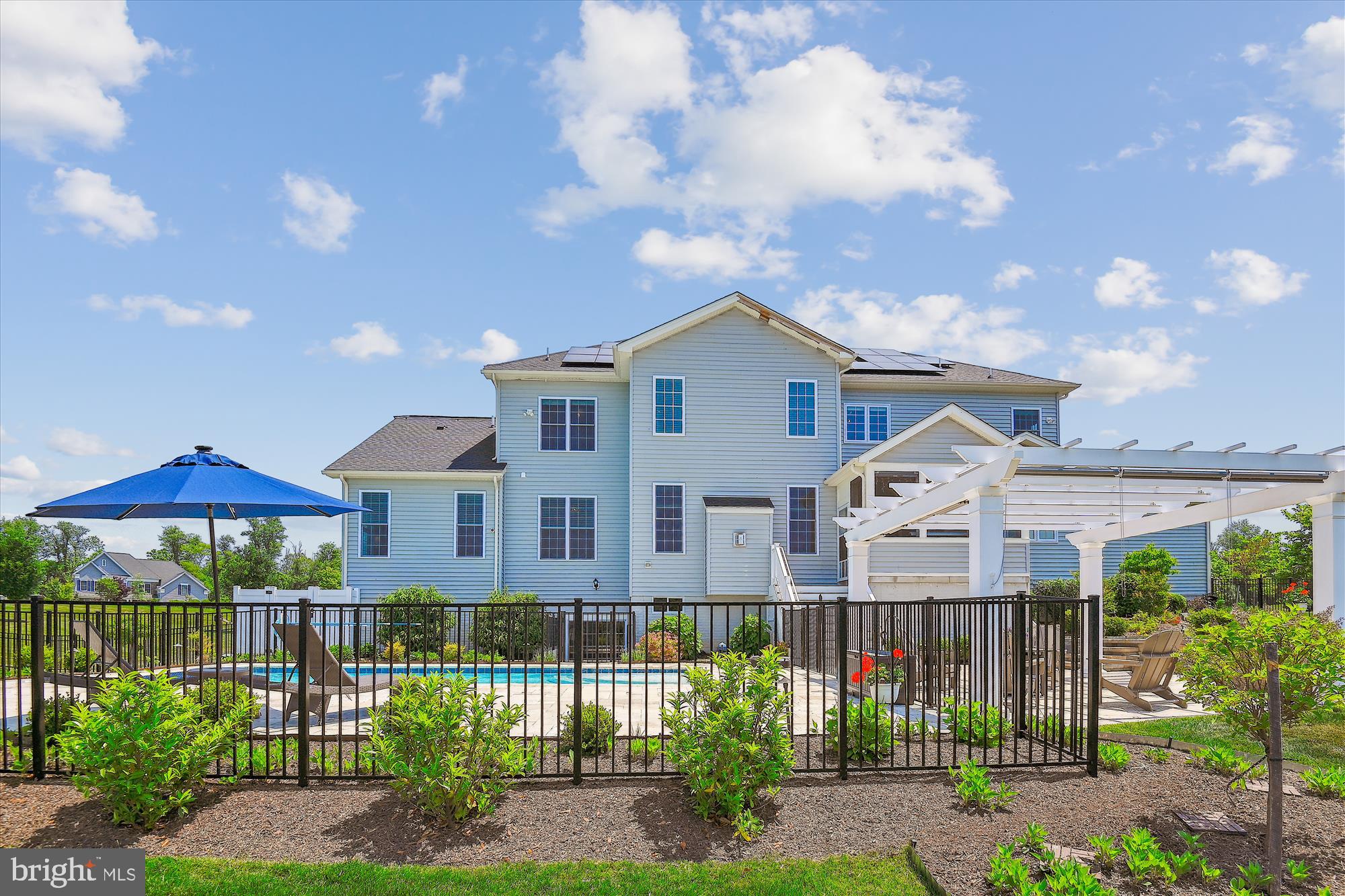 WEATHERSTONE - Residential