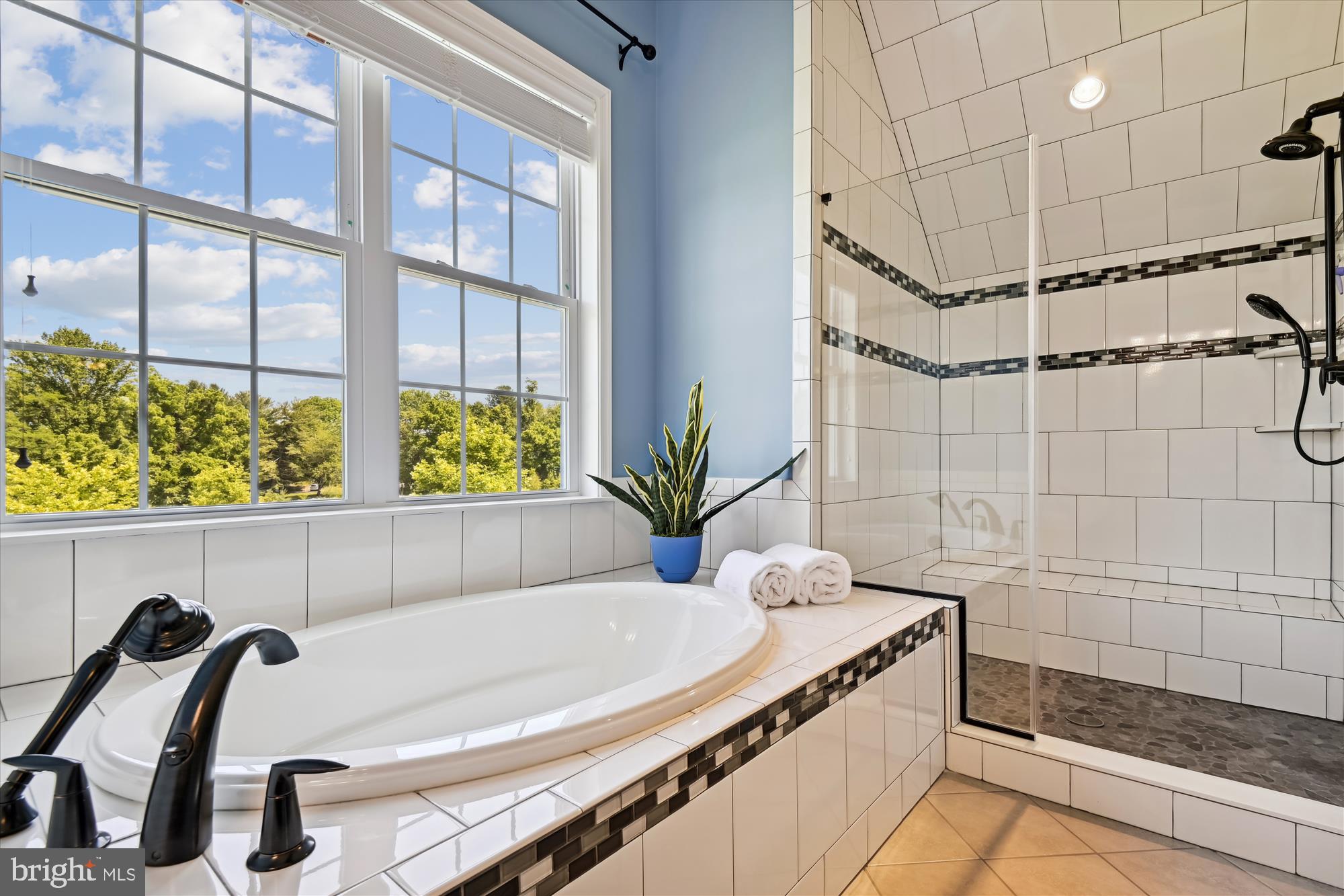 WEATHERSTONE - Residential