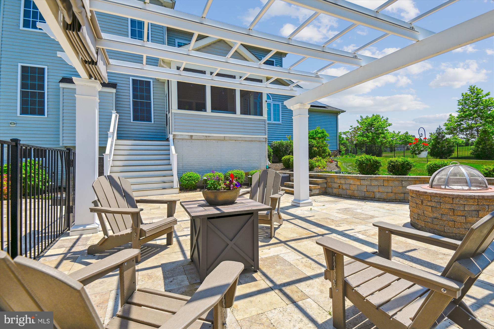 WEATHERSTONE - Residential