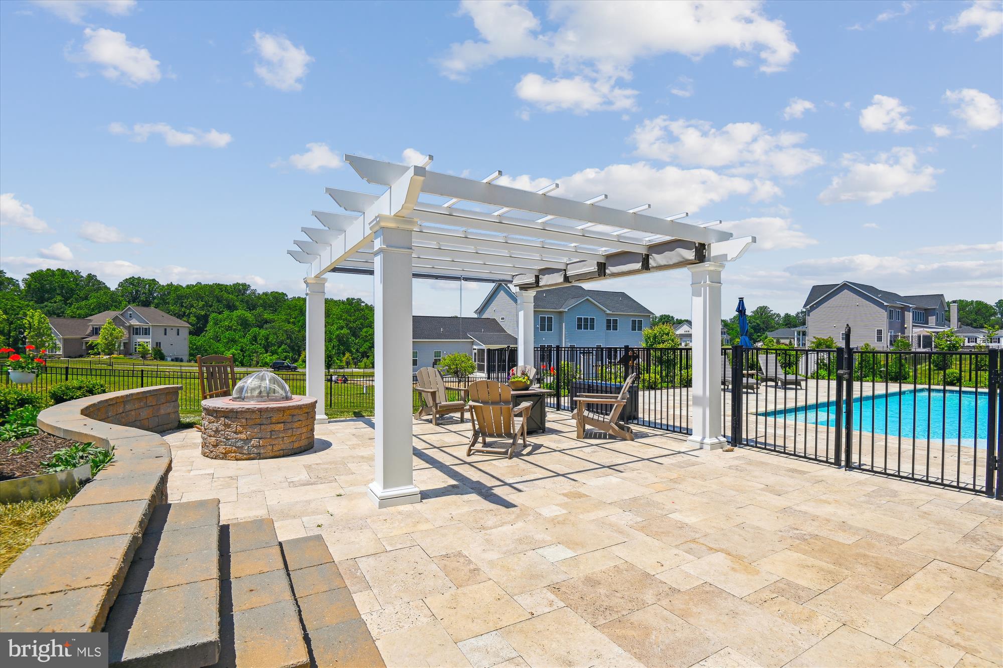 WEATHERSTONE - Residential