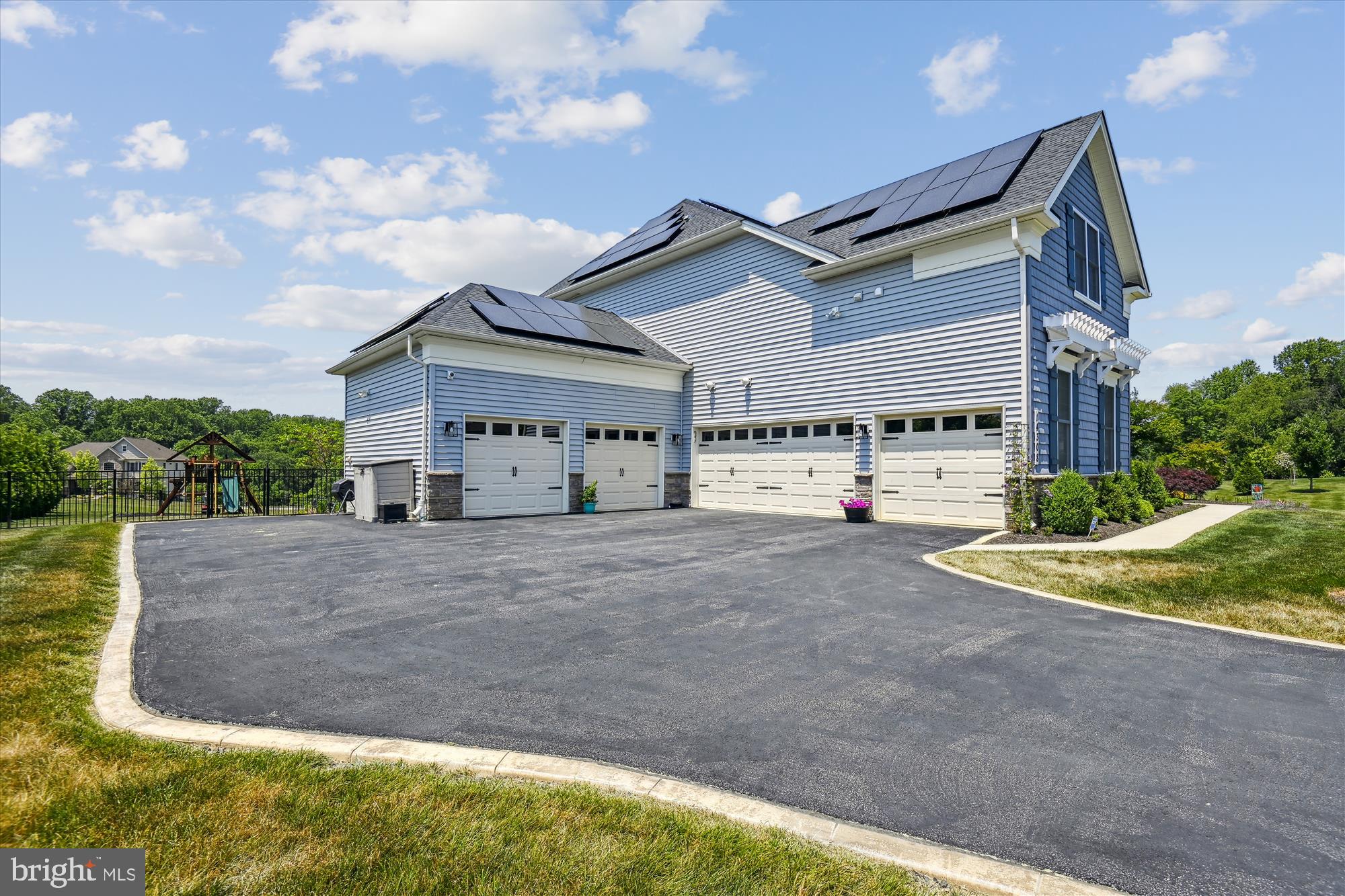 WEATHERSTONE - Residential