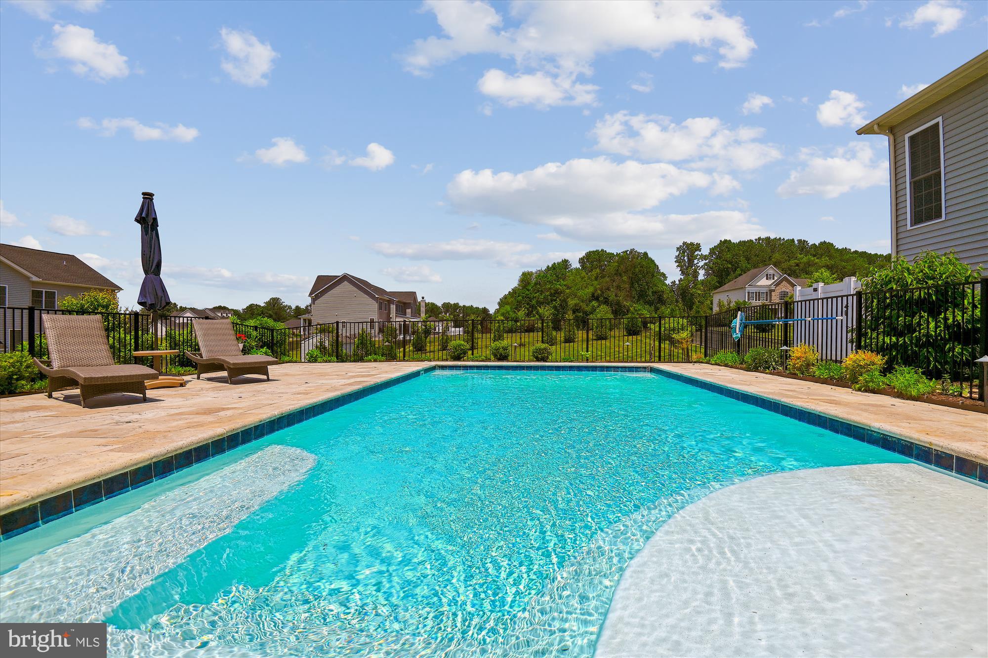 WEATHERSTONE - Residential