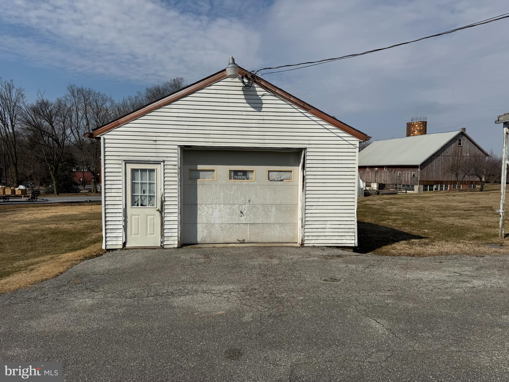 3659 MARIETTA AVENUE