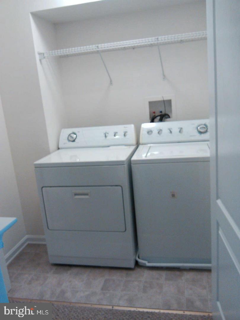 THE AVENUE AT FOREST RUN - Residential