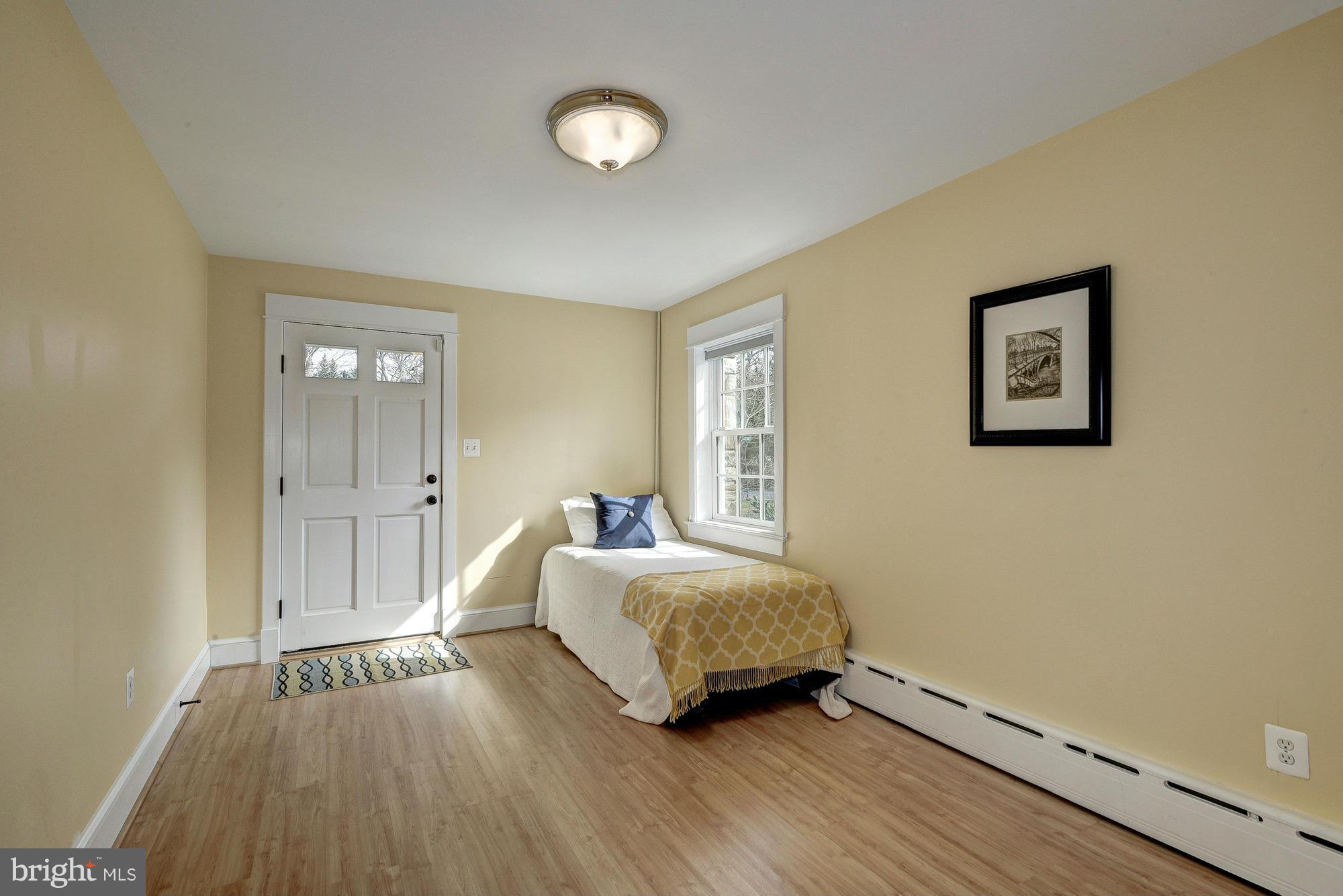 CHAPEL HILL - Residential