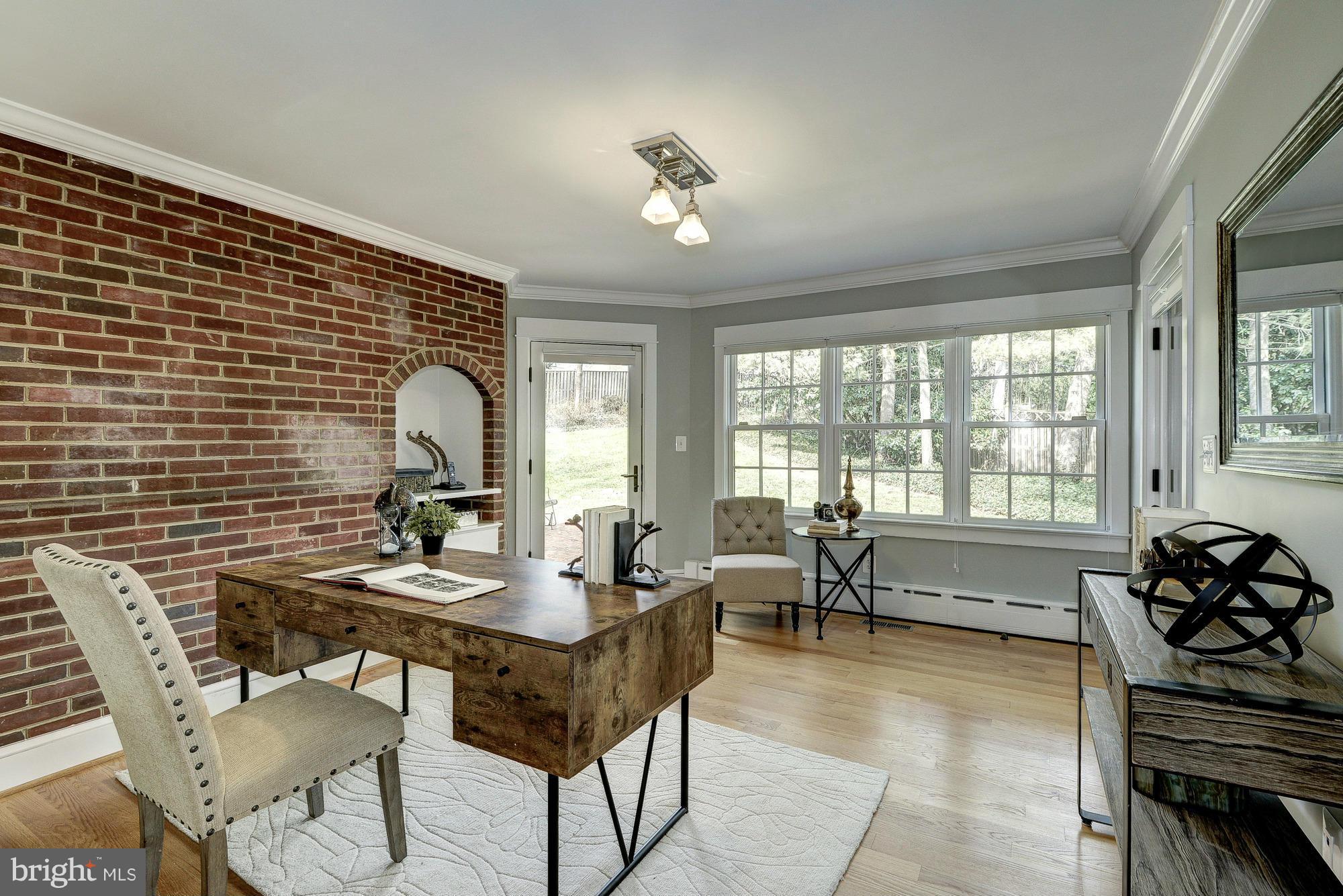 CHAPEL HILL - Residential