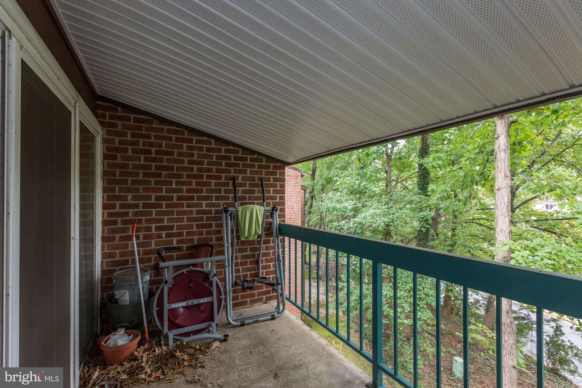 HUNTERS WOODS VILLAGE - Residential