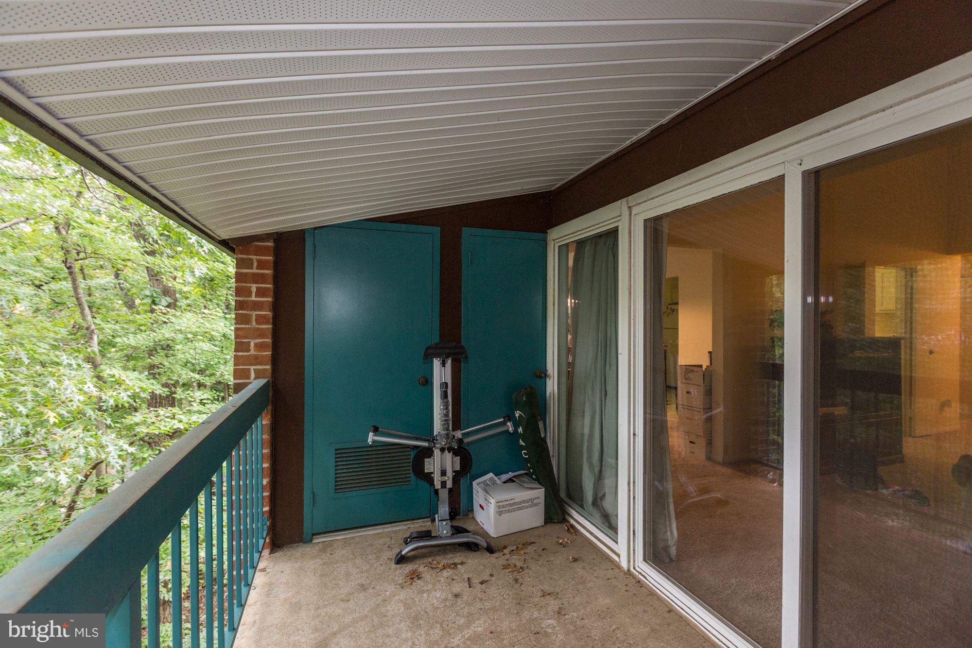 HUNTERS WOODS VILLAGE - Residential