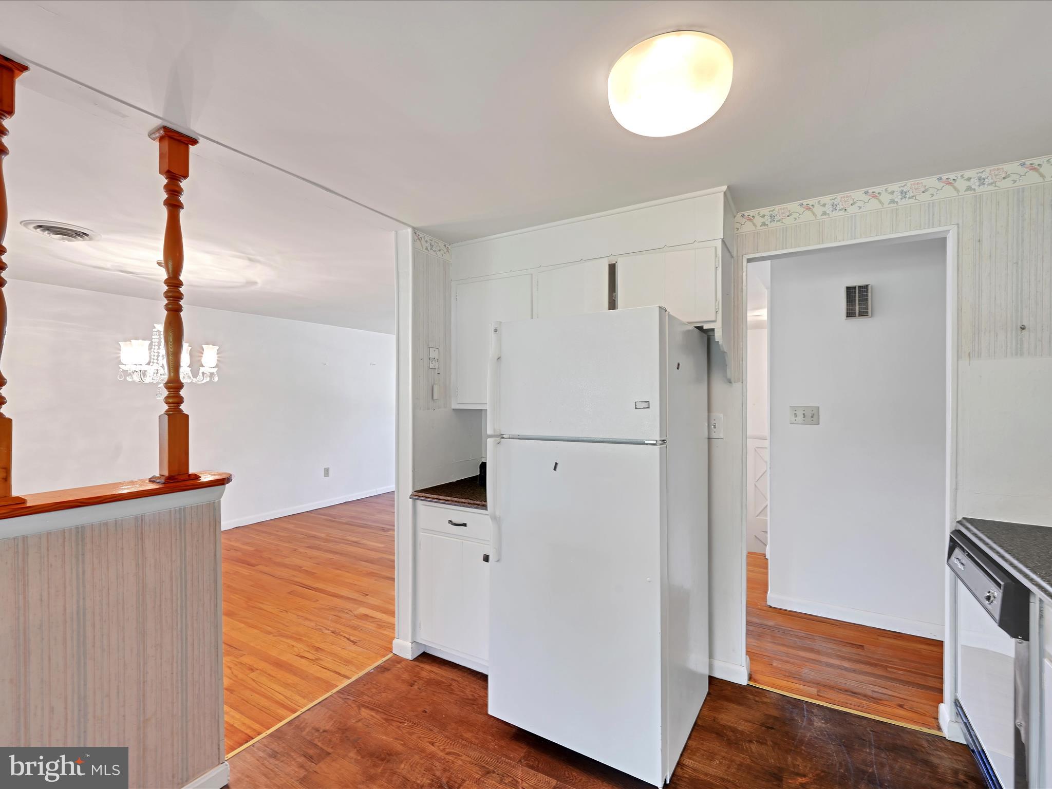 LANCASTER - Residential