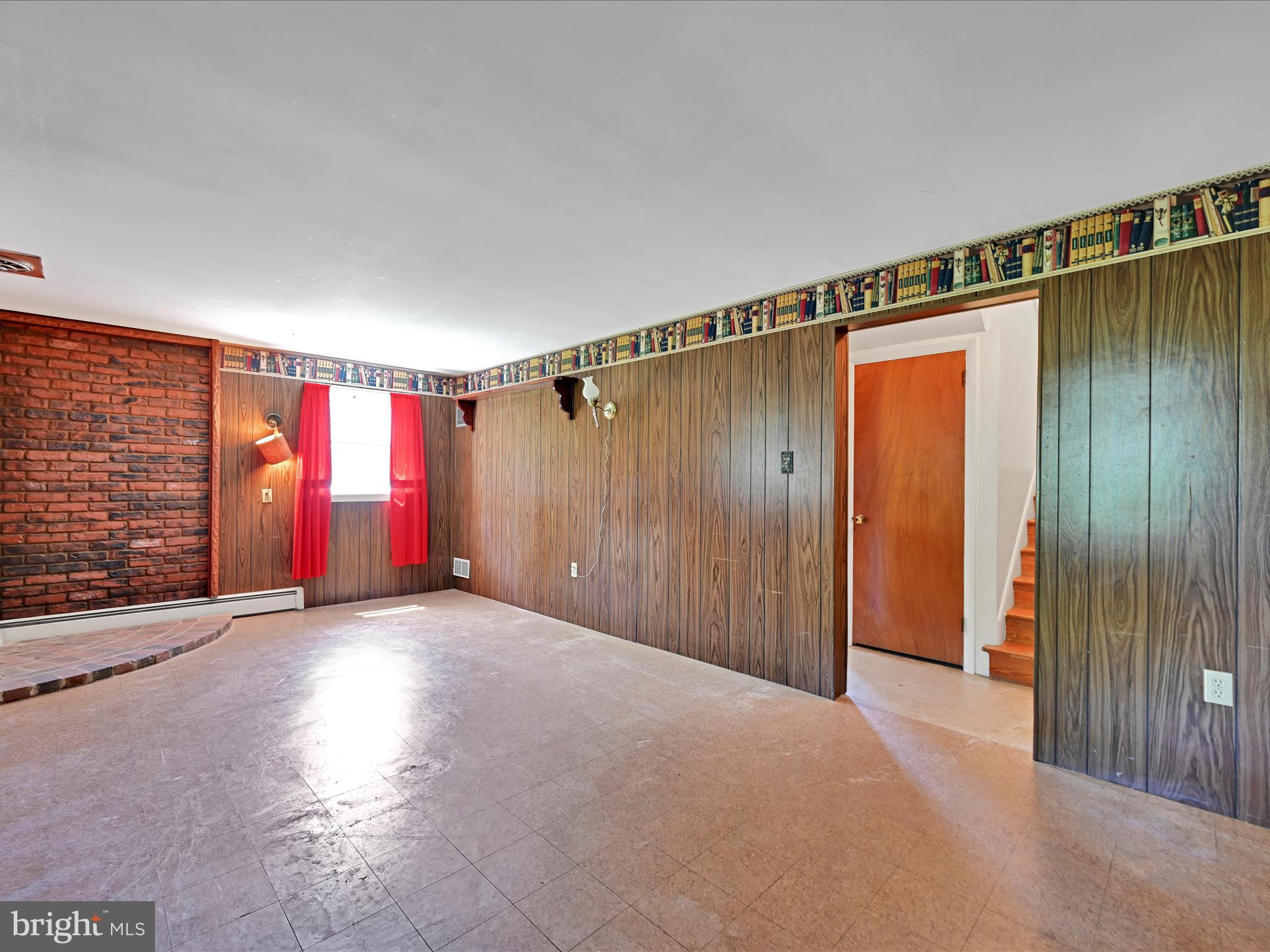 LANCASTER - Residential