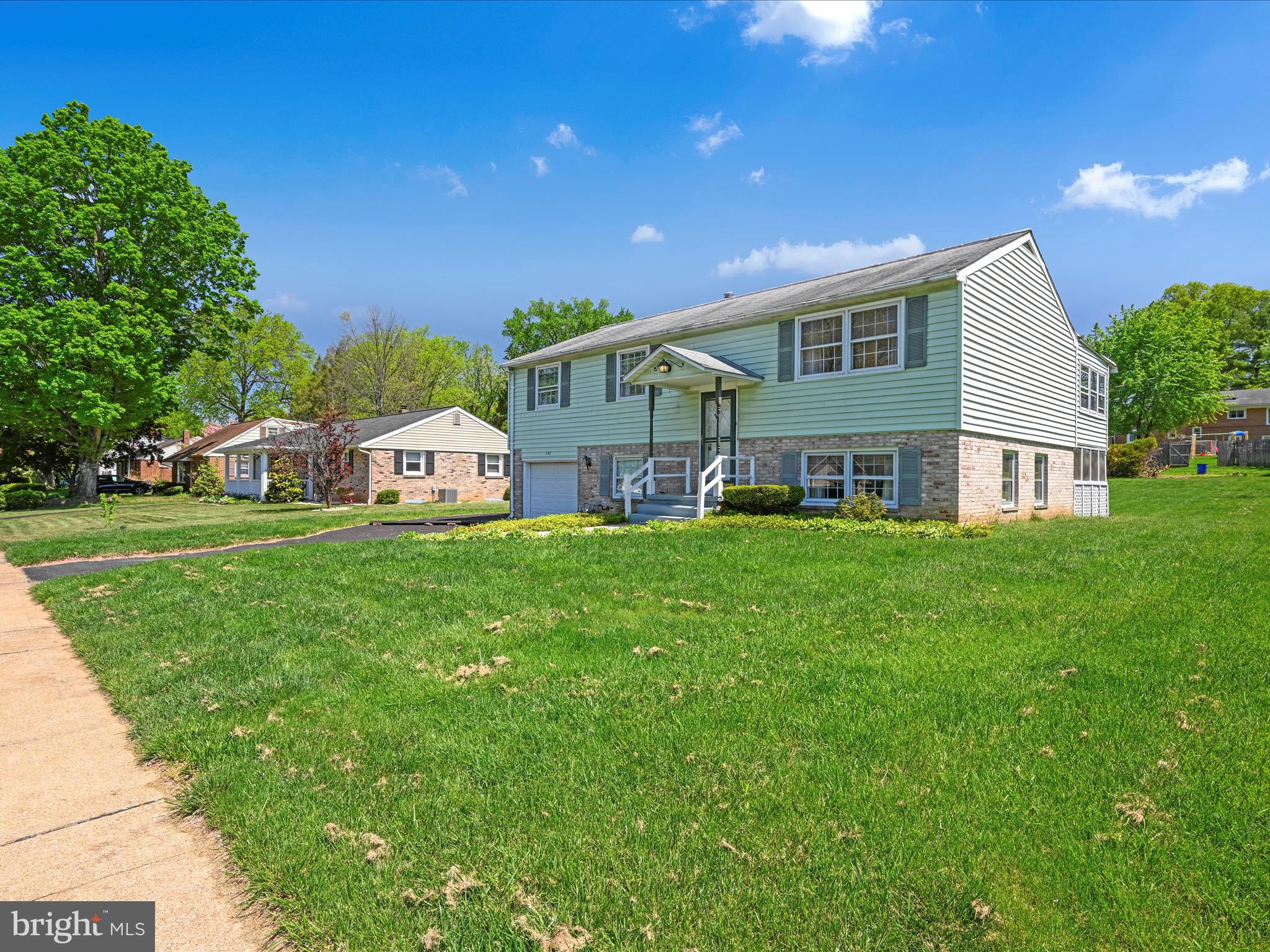 131 GARDEN CITY DRIVE