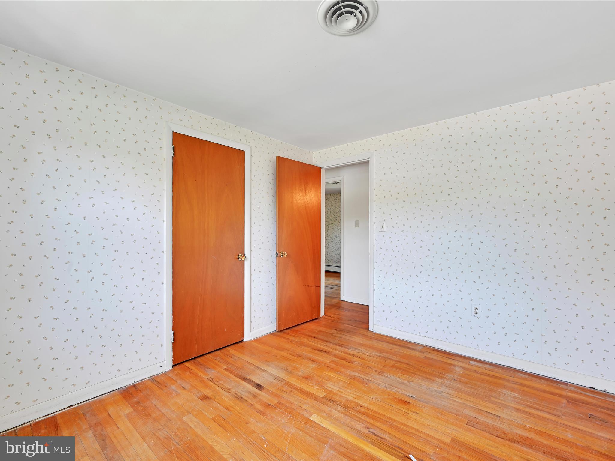 LANCASTER - Residential