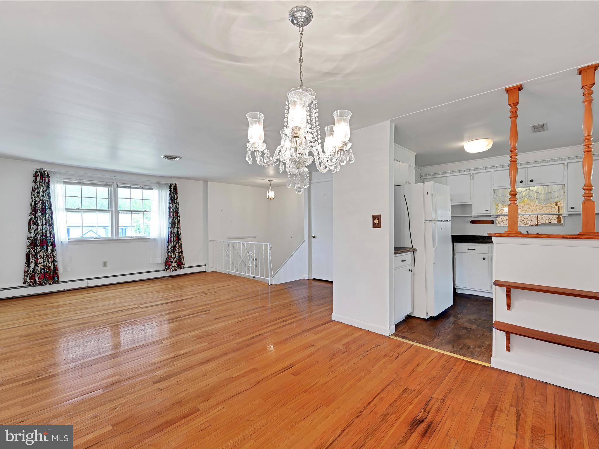 LANCASTER - Residential