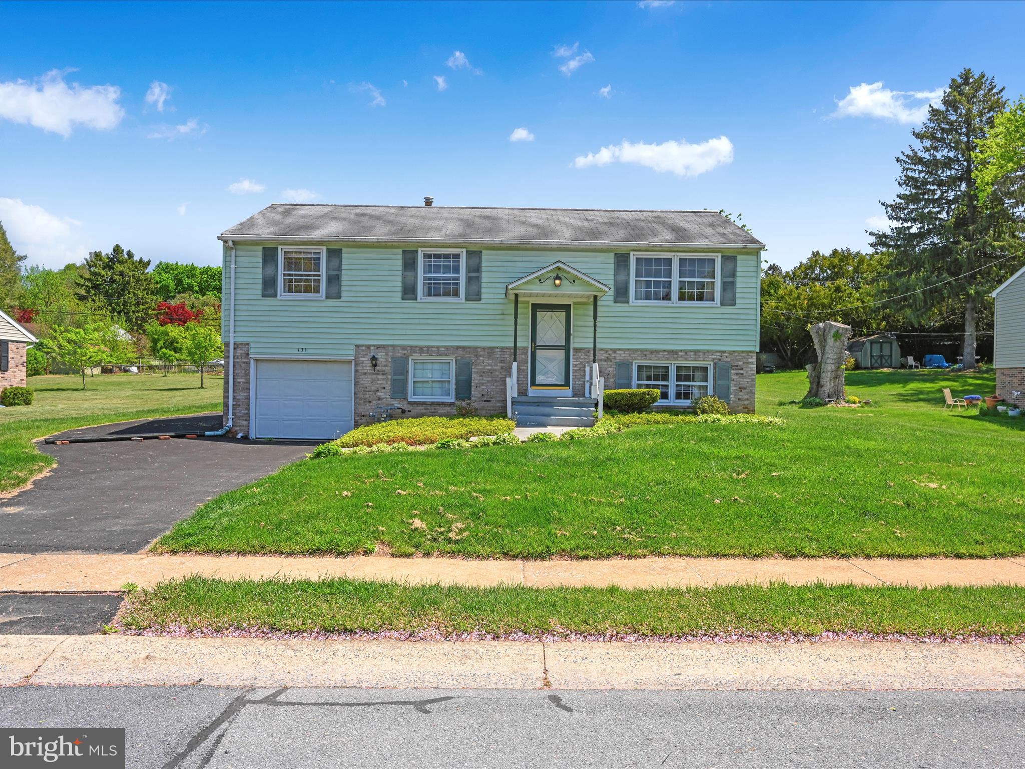 131 GARDEN CITY DRIVE
