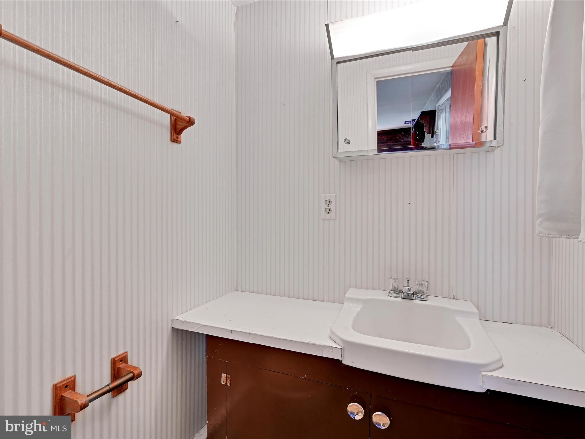 LANCASTER - Residential