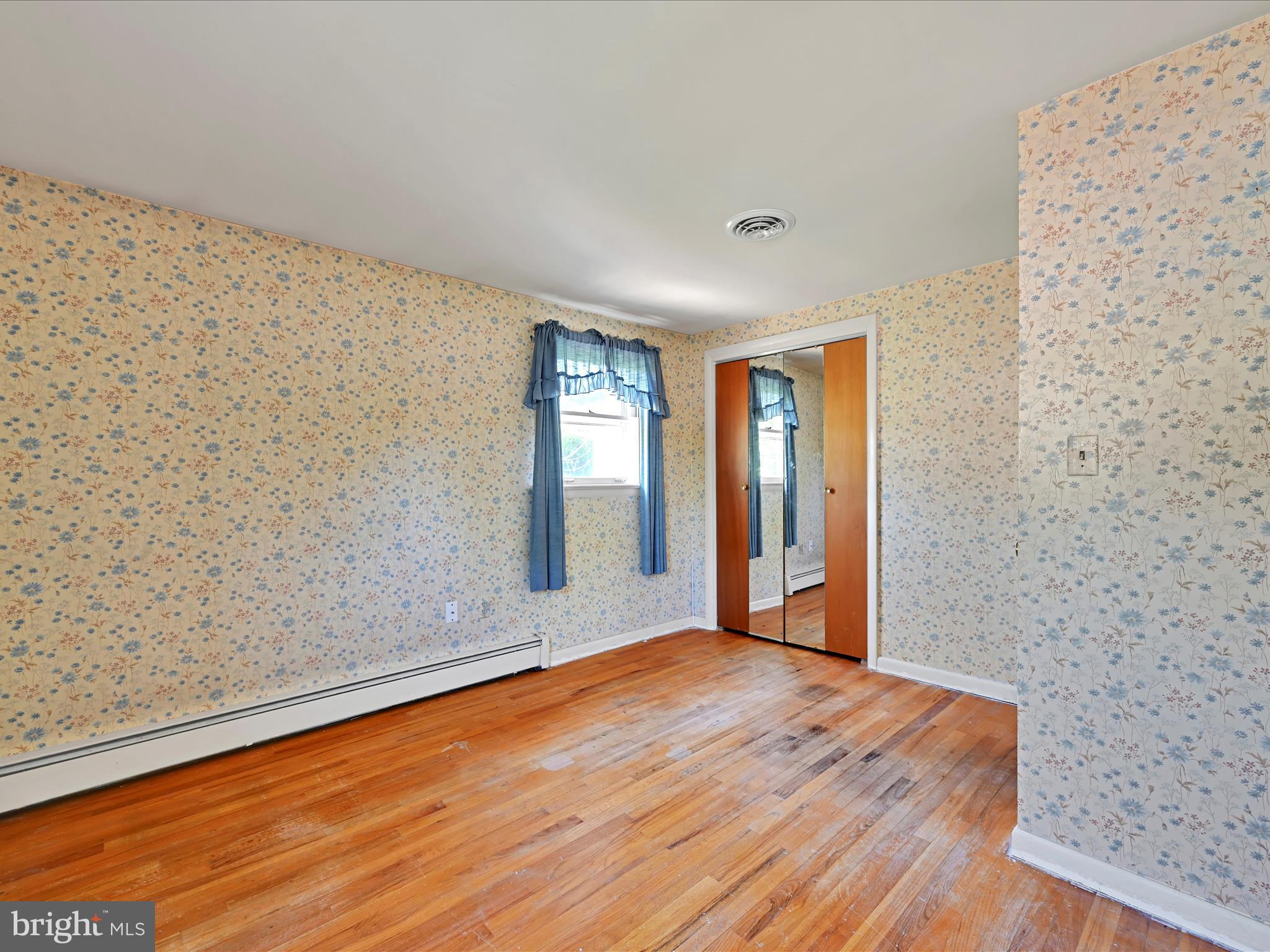 LANCASTER - Residential