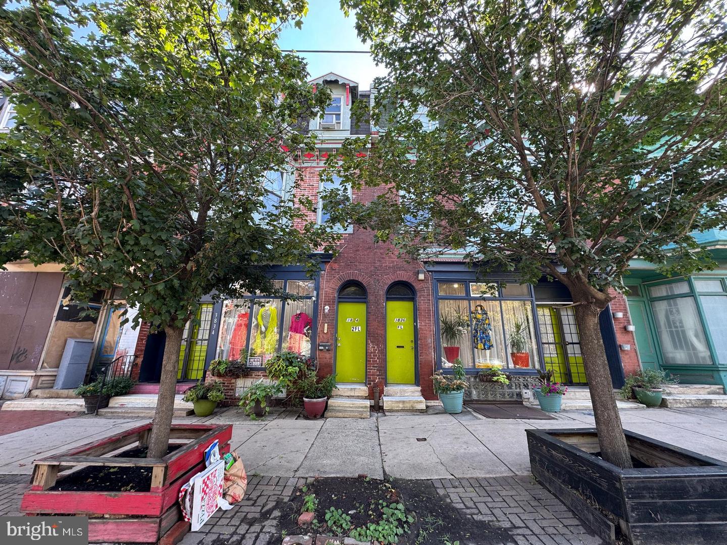 3836 LANCASTER AVENUE
