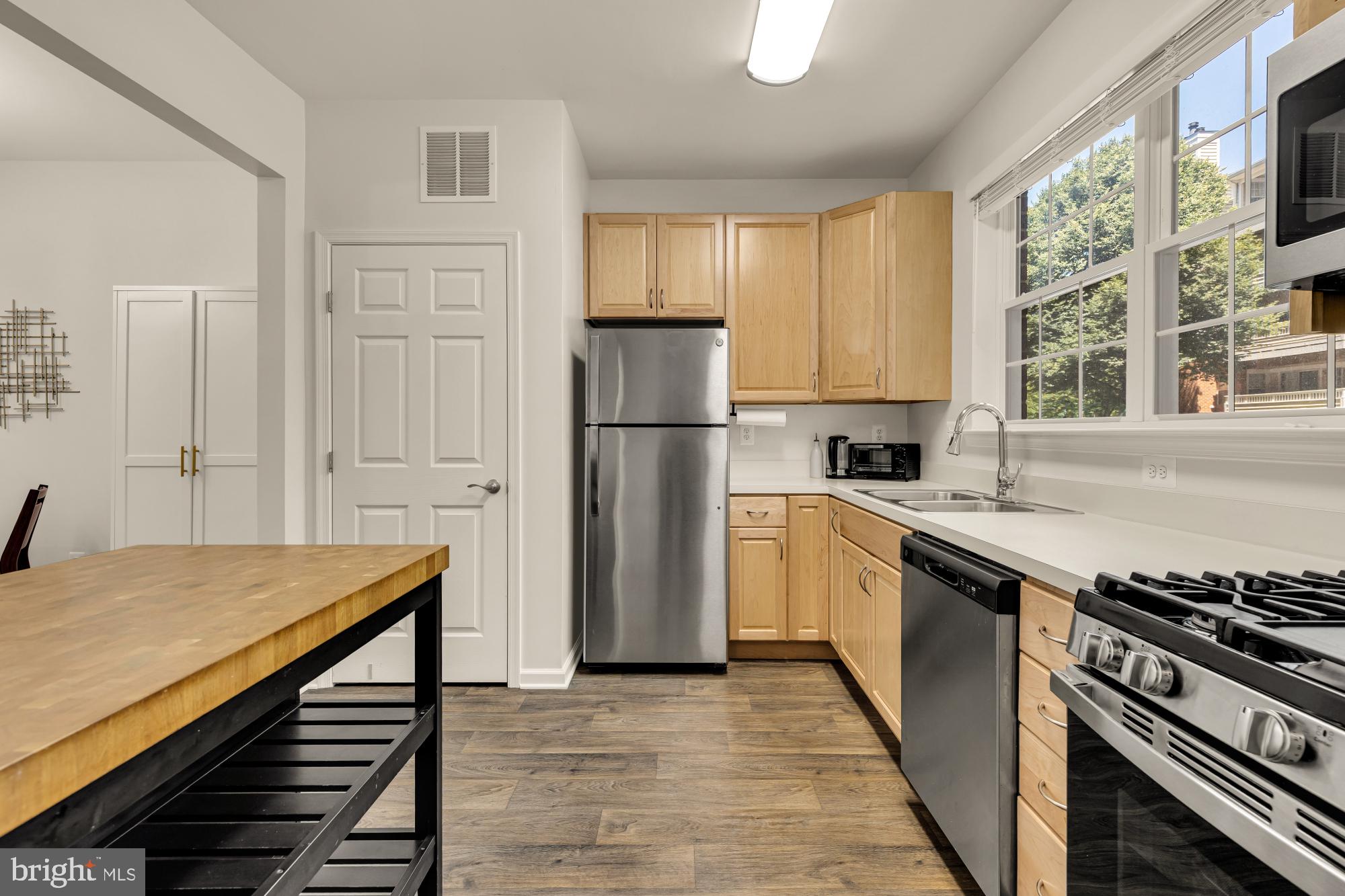 4210 MOZART BRIGADE LANE C 4210-C